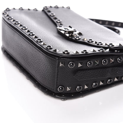 Valentino Garavani Pebbled Calfskin Onyx Medium Rockstud Rolling Flap Saddle Bag Black 6 of 8