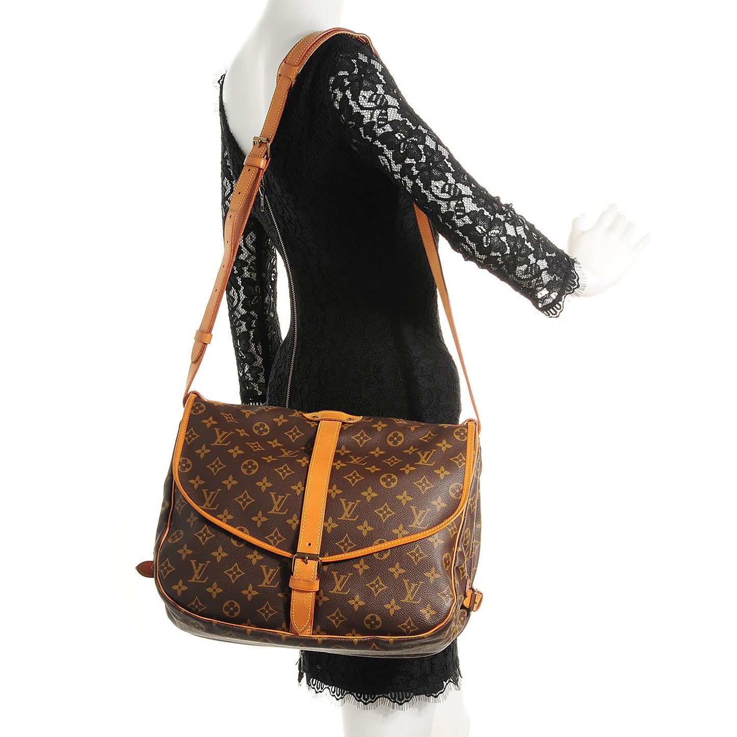 Monogram Saumur 35
