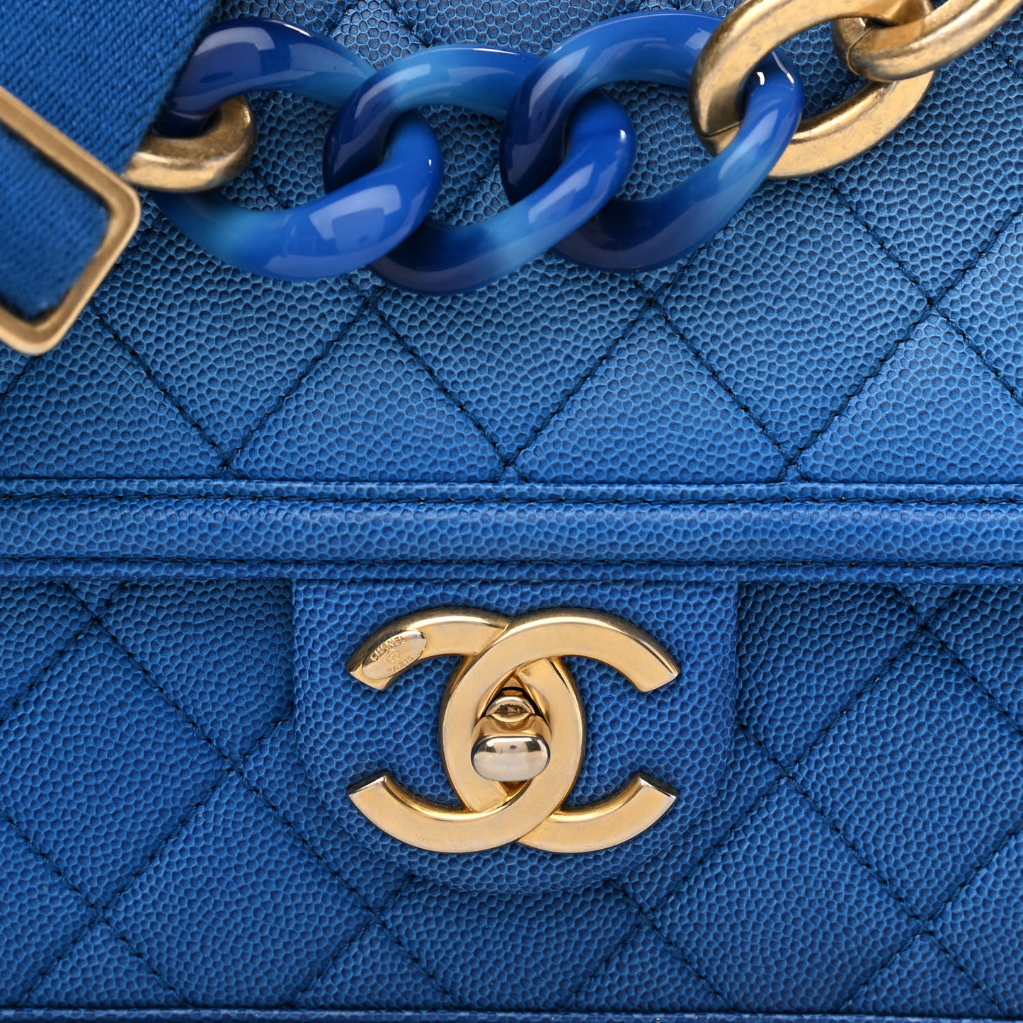 Caviar Quilted Medium Sunset On The Sea Flap Blue