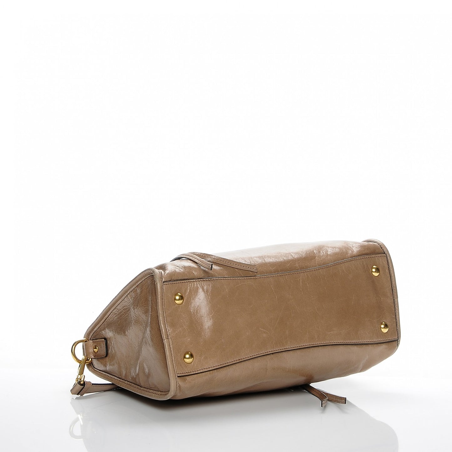 Vitello Shine Zip Tote Cammeo