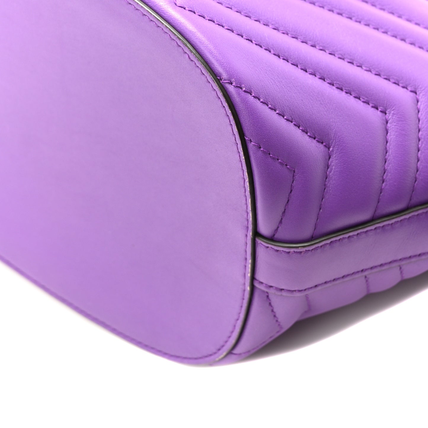 Calfskin Matelasse Sylvie Web GG Marmont Bucket Bag Purple