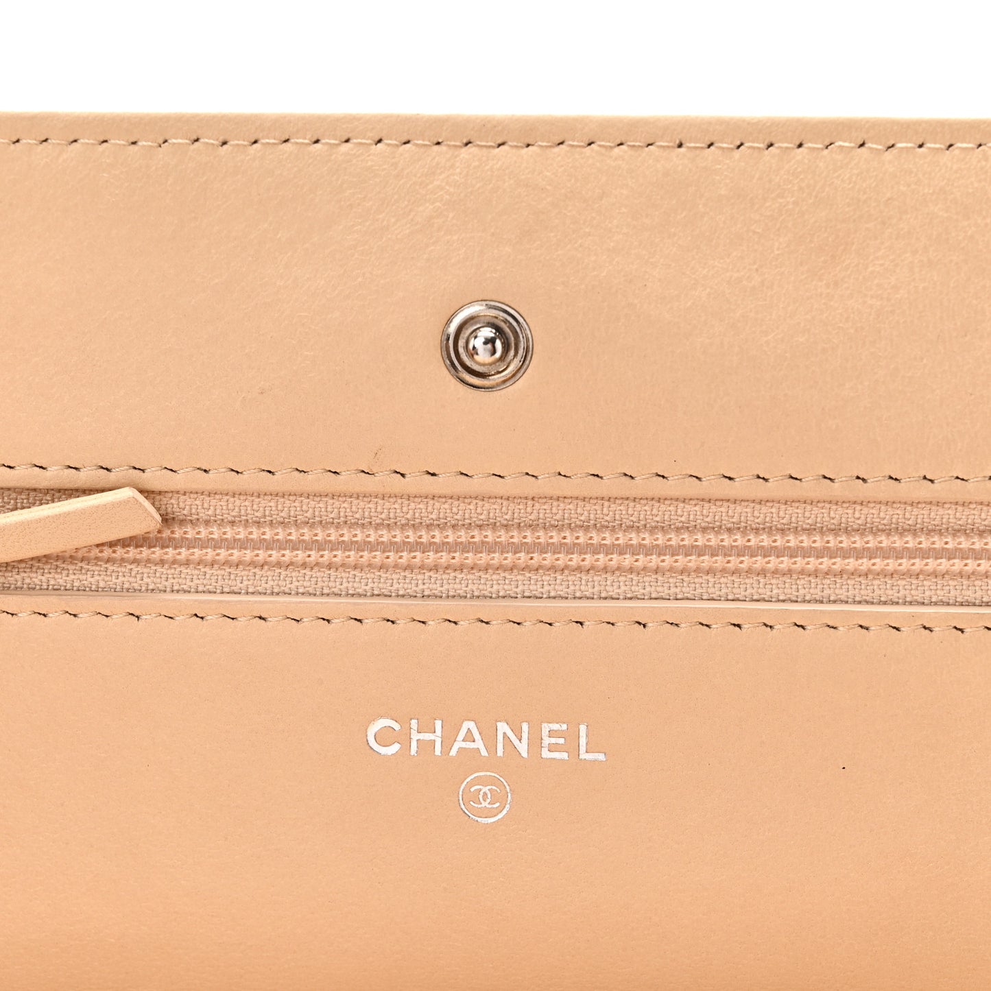 Lambskin Quilted Wallet On Chain WOC Beige