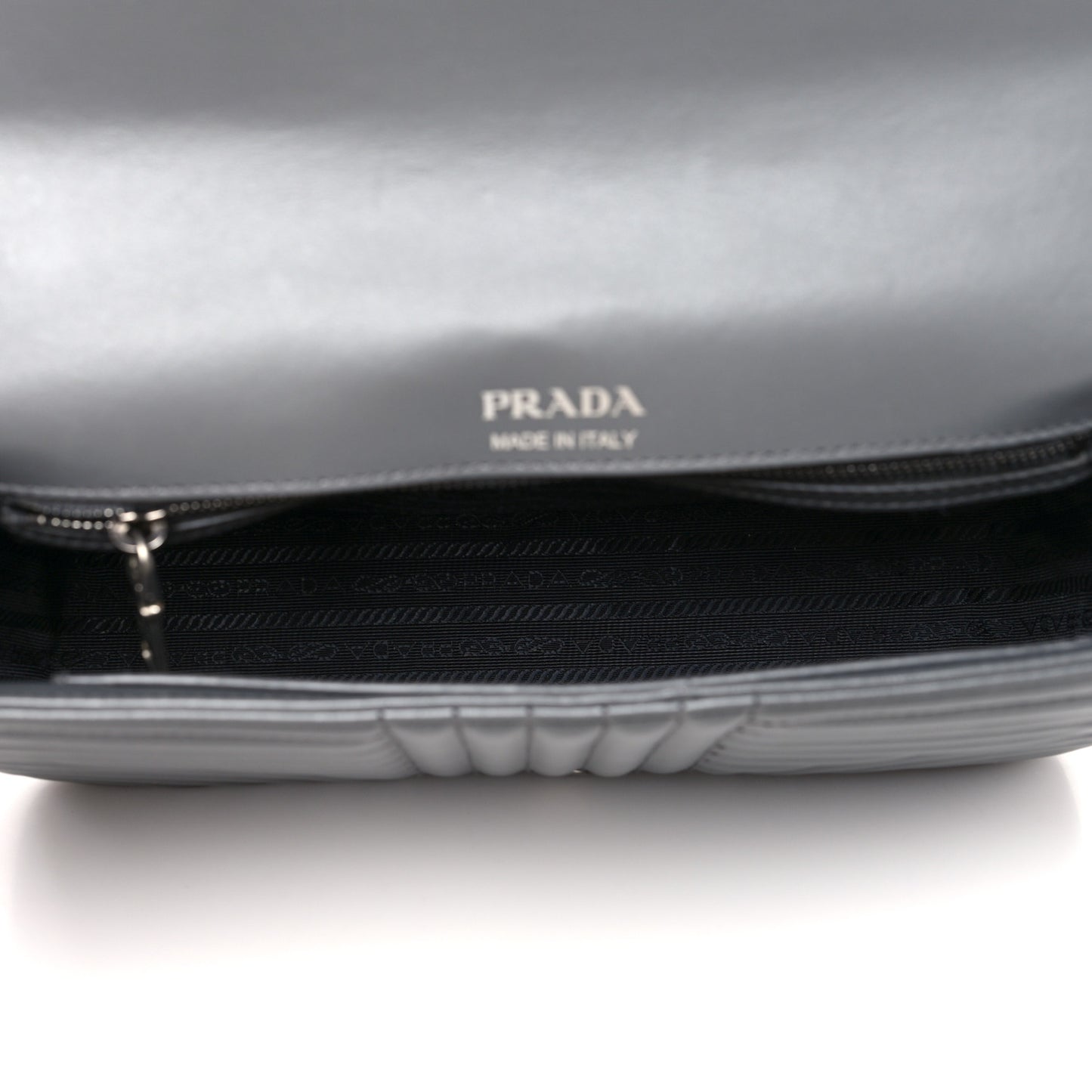 Soft Calfskin Impunture Diagramme Large Chain Flap Shoulder Bag Mercurio