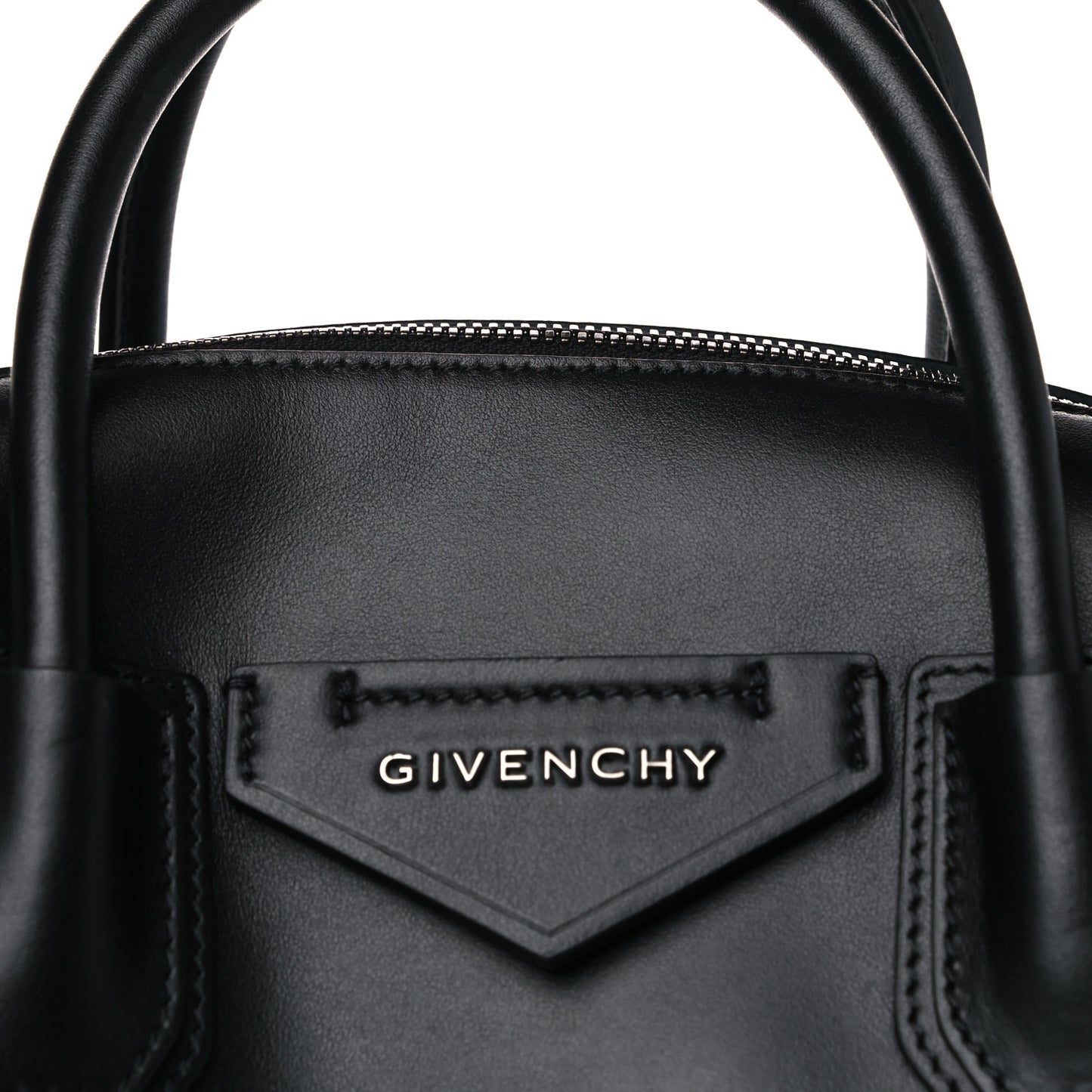 Smooth Calfskin Small Soft Antigona Black