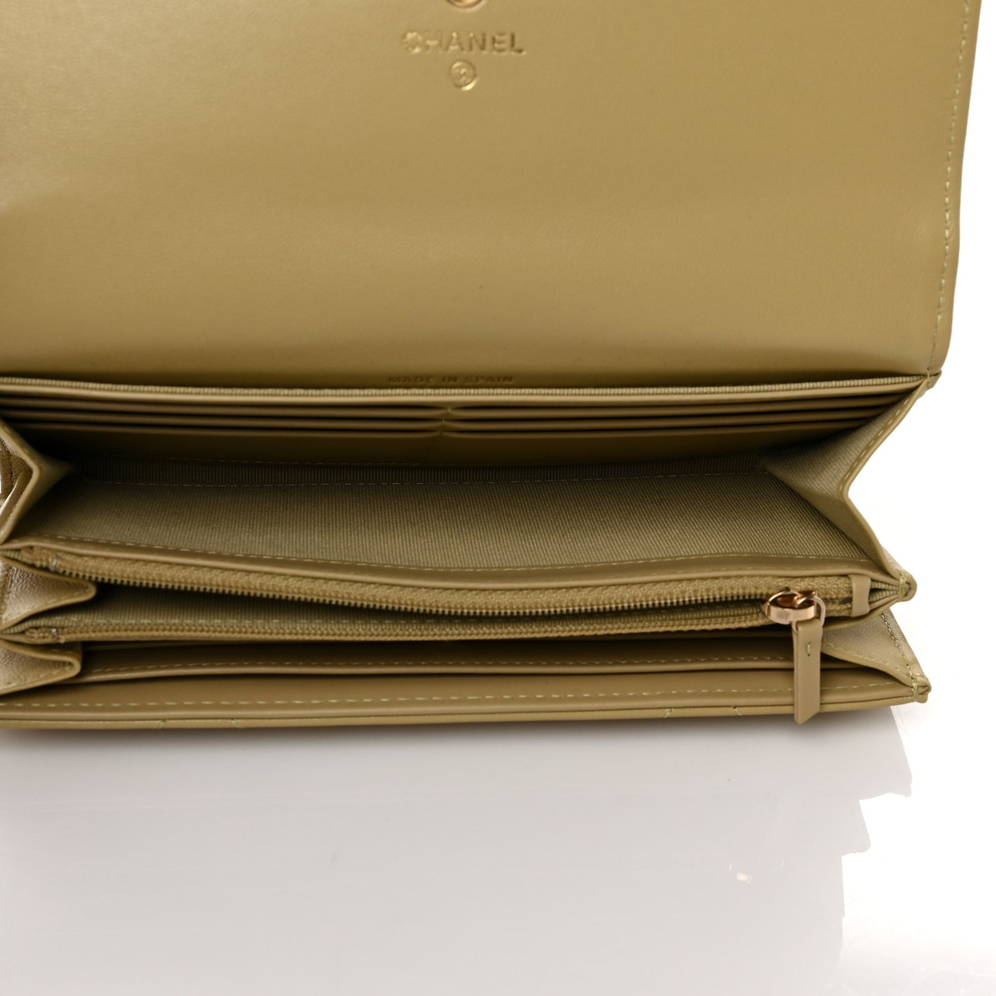 Lambskin Quilted Chanel 19 Flap Wallet Beige