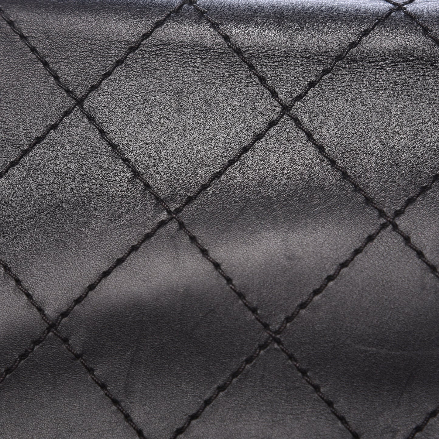 Calfskin Stitched Small Highlander Messenger Black