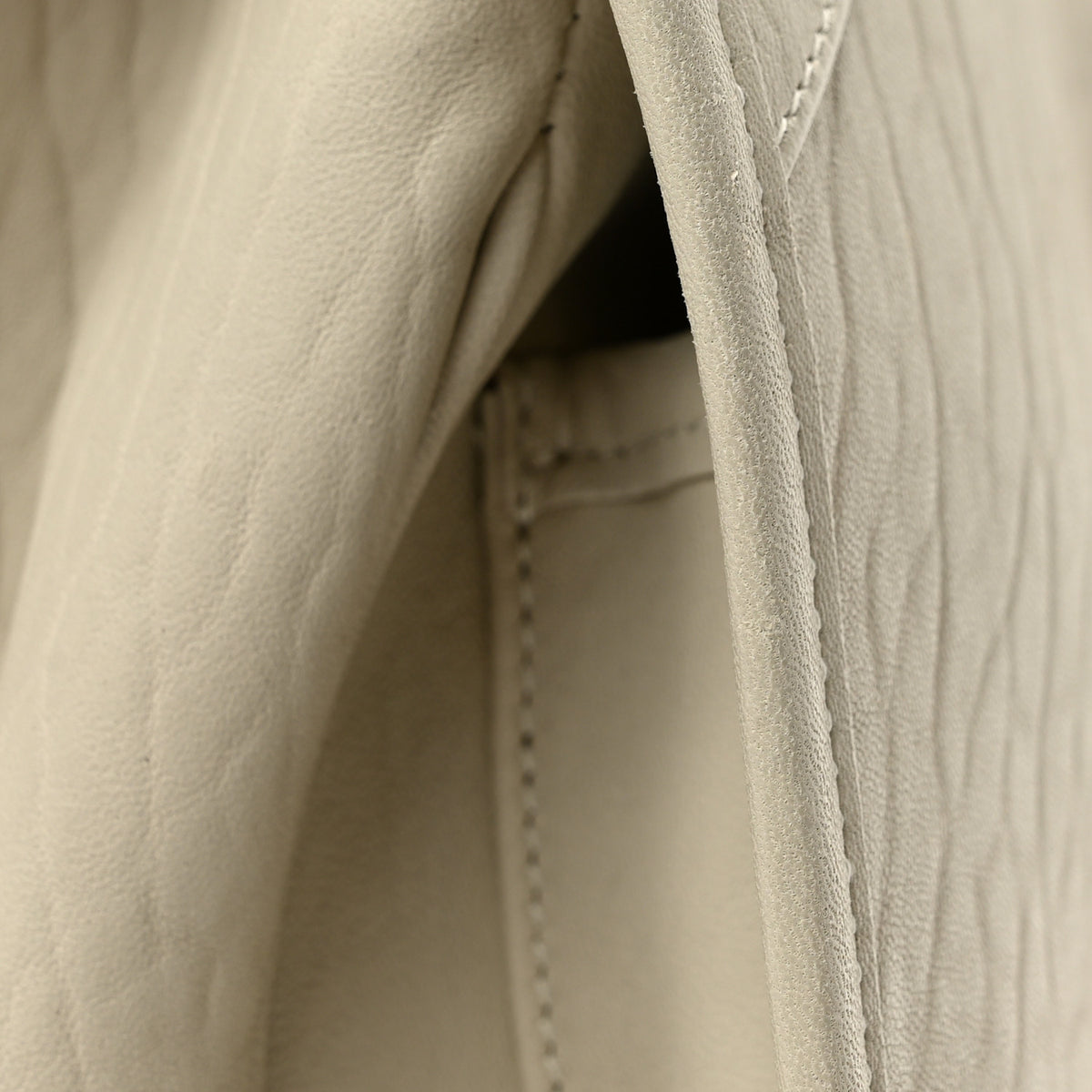 Grained Lambskin Monogram Medium Niki Chain Satchel Crema Soft