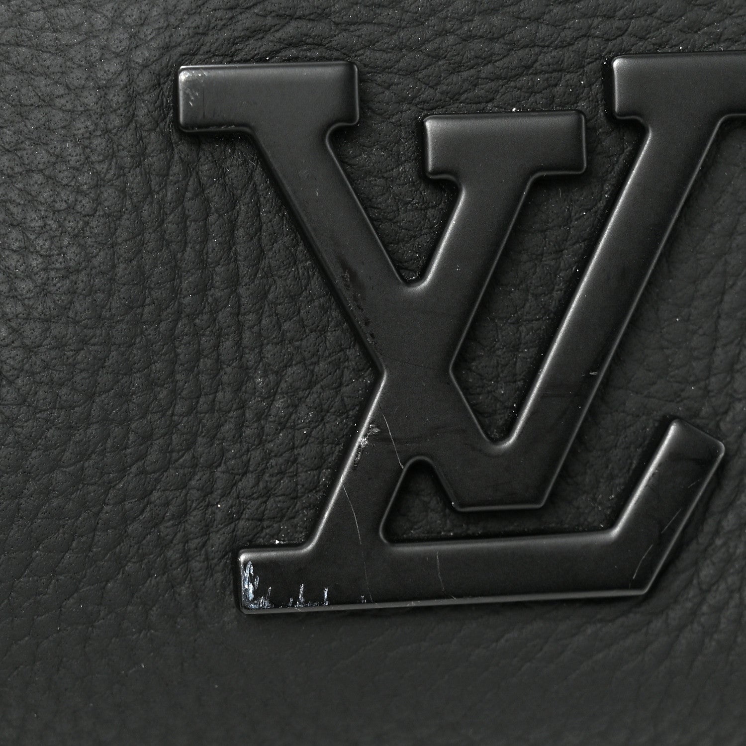 Louis Vuitton Grained Calfskin Aerogram Keepall Bandouliere 40 Black 9 of 16