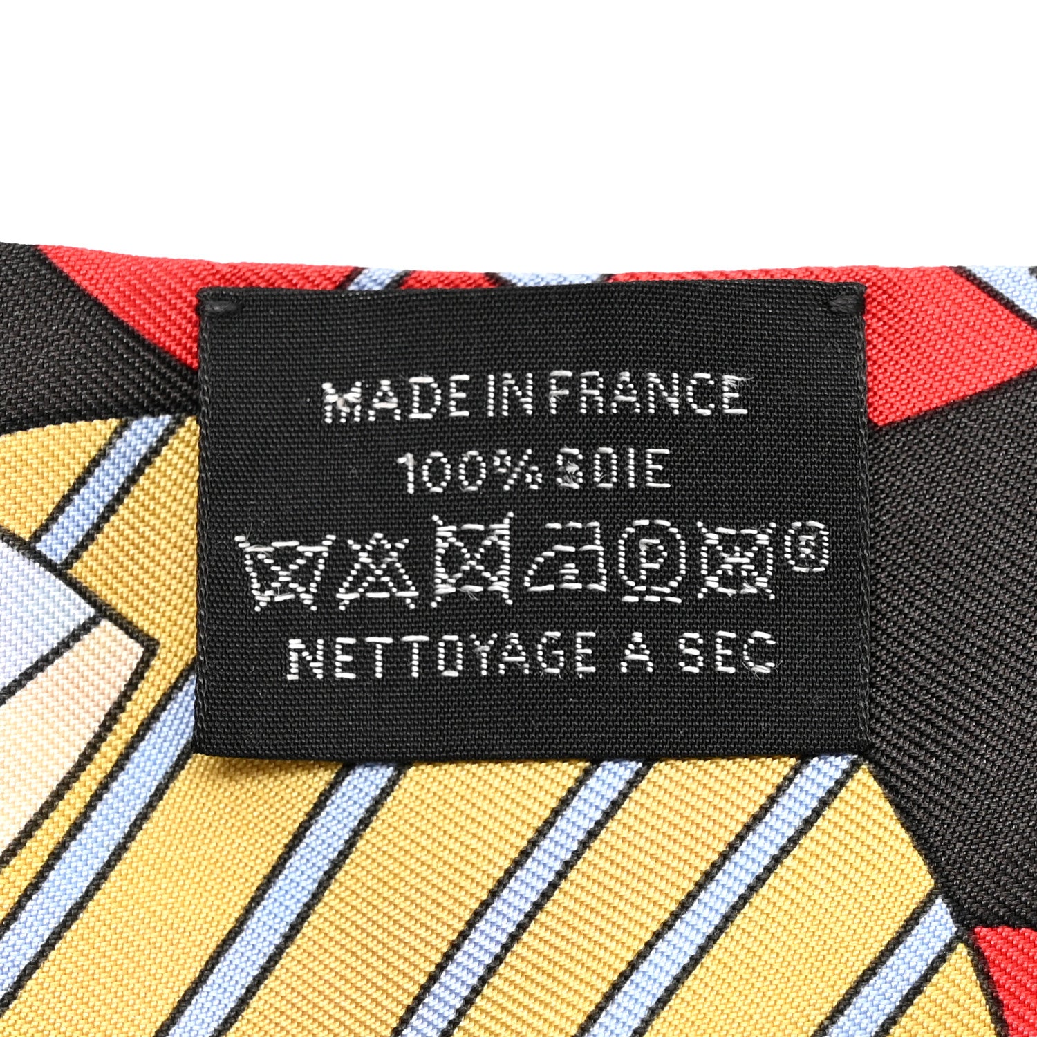 Hermes Silk Les Murmures de la Foret Twilly Rouge Jaune Bleu 3 of 4