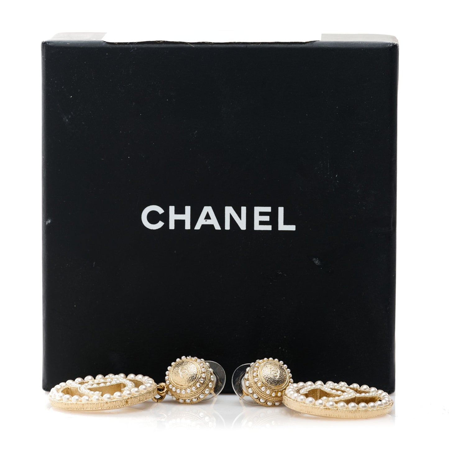 Pearl CC Drop Earrings Light Gold
