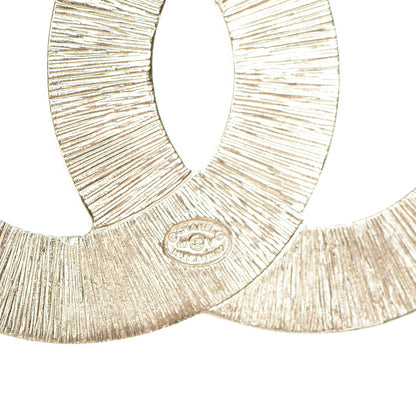 Chanel Metal Quilted CC Brooch Silver Gold 4 of 4