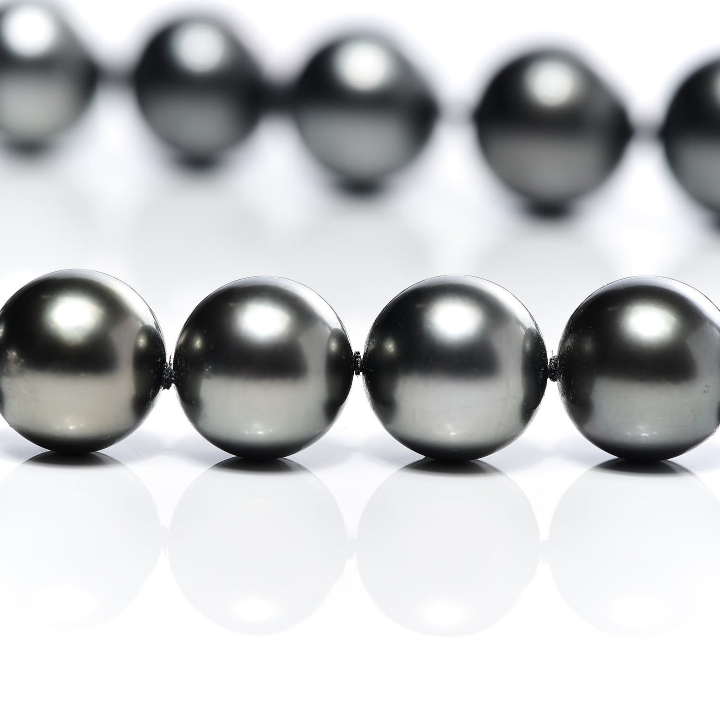 18K White Gold Black South Sea Cultured Pearl 11-14mm Strand Necklace 18.75"