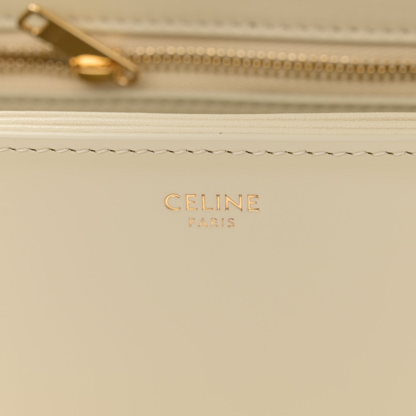 Shiny Calfskin Teen Triomphe Limestone