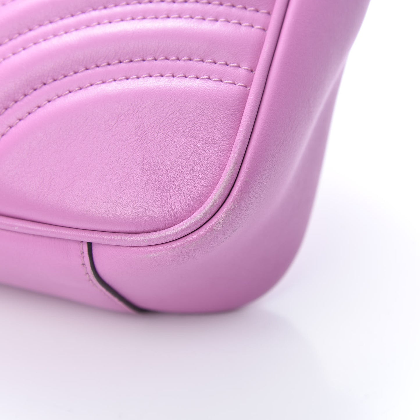 Calfskin Matelasse Medium GG Marmont Shoulder Bag Candy Mousse