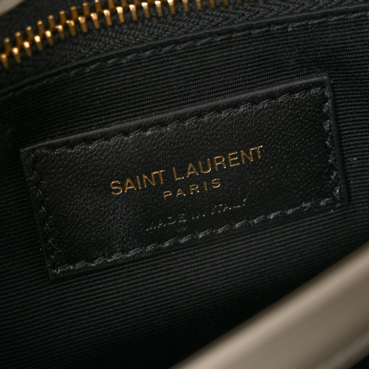 Saint Laurent Calfskin Y Quilted Monogram Toy Loulou Crossbody Bag Blanc Vintage 6 of 11