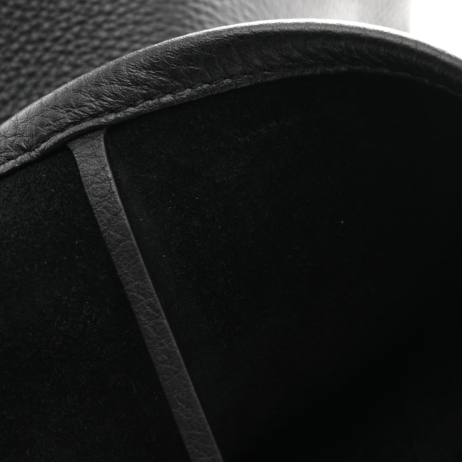 The Row Grained Calfskin Medium N/S Park Black 7 of 10