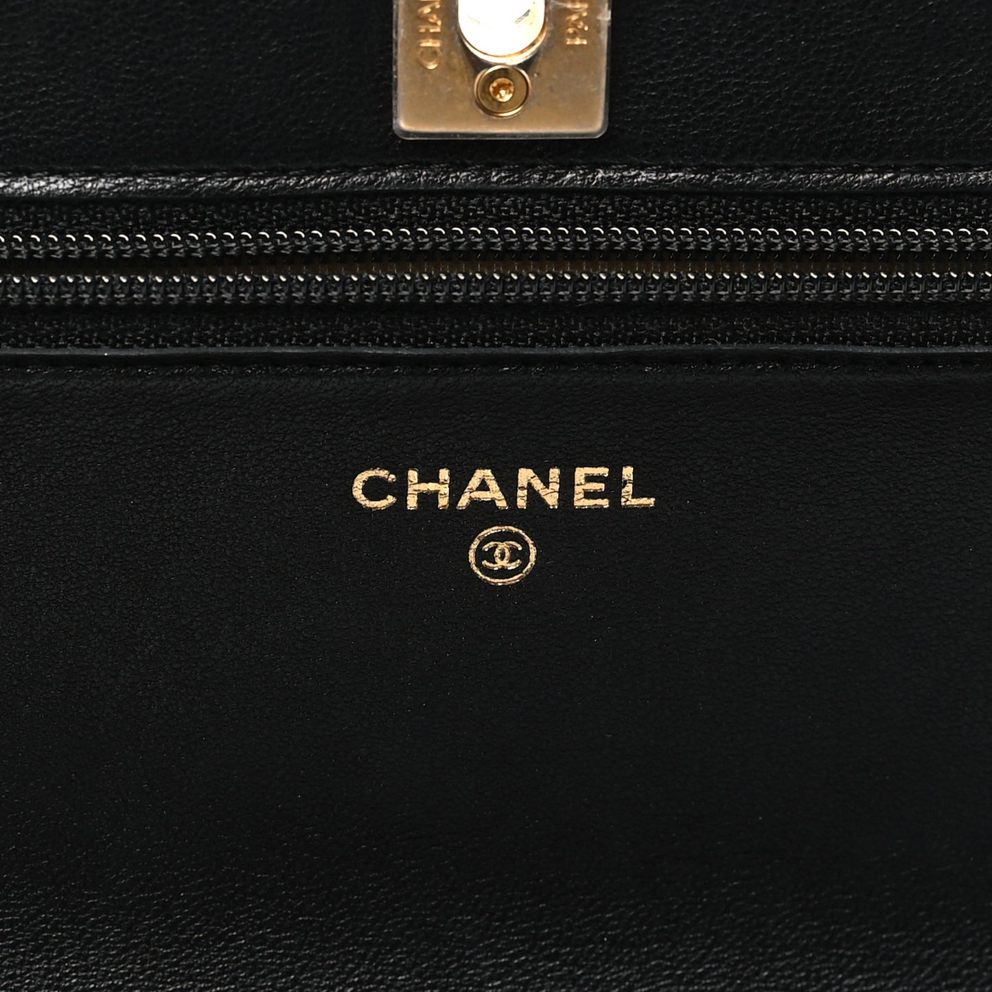Lambskin Quilted CC Pearl Crush Wallet on Chain WOC Black