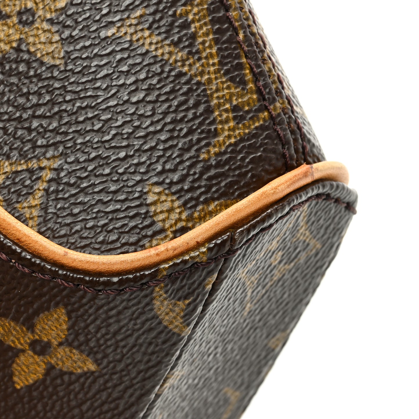 LOUIS VUITTON Monogram Mini Ellipse Wristlet Clutch