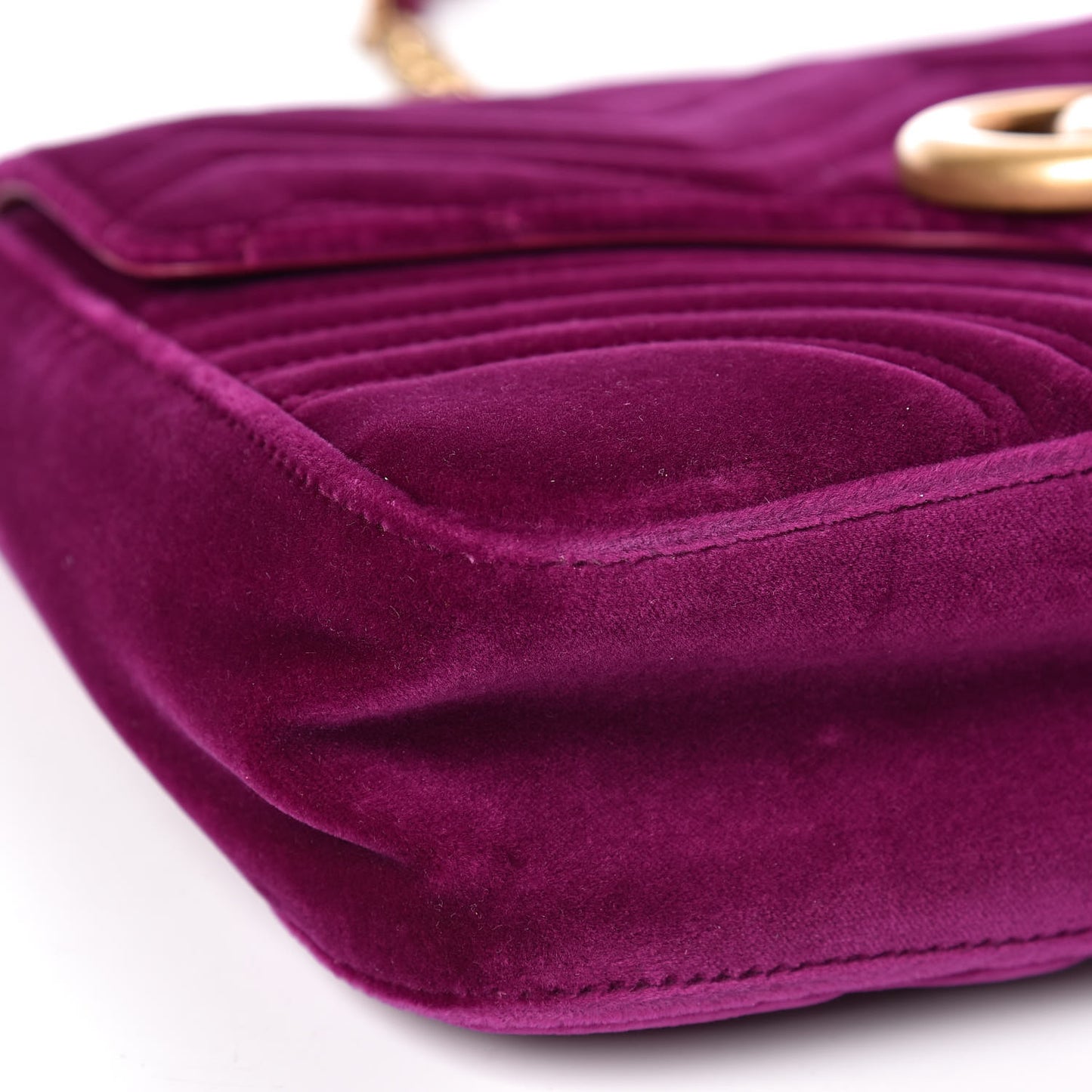 Velvet Matelasse Medium GG Marmont Shoulder Bag Fuchsia Violet Cyclamen