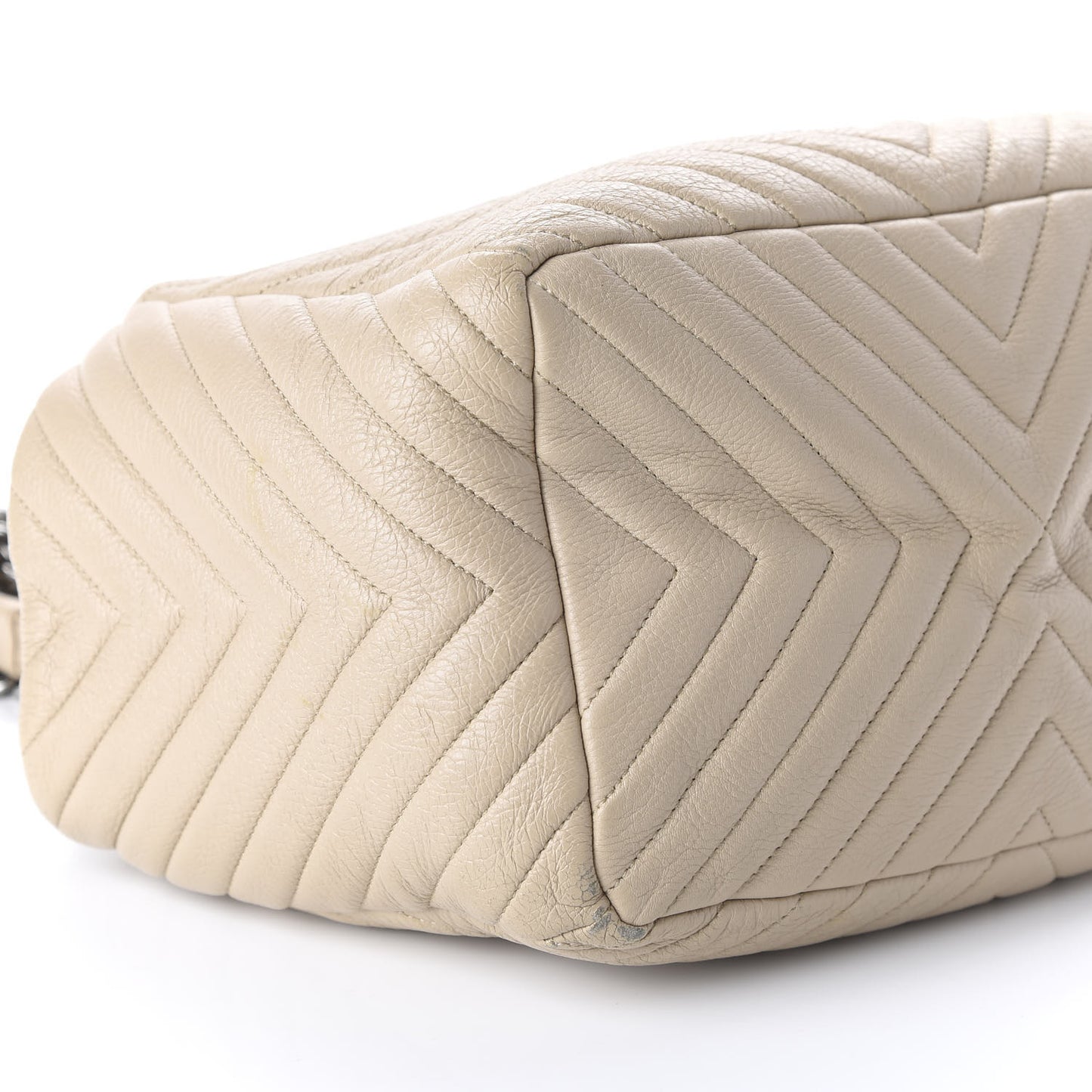 Deerskin Chevron Large CC Chain Bucket Drawstring Bag Beige