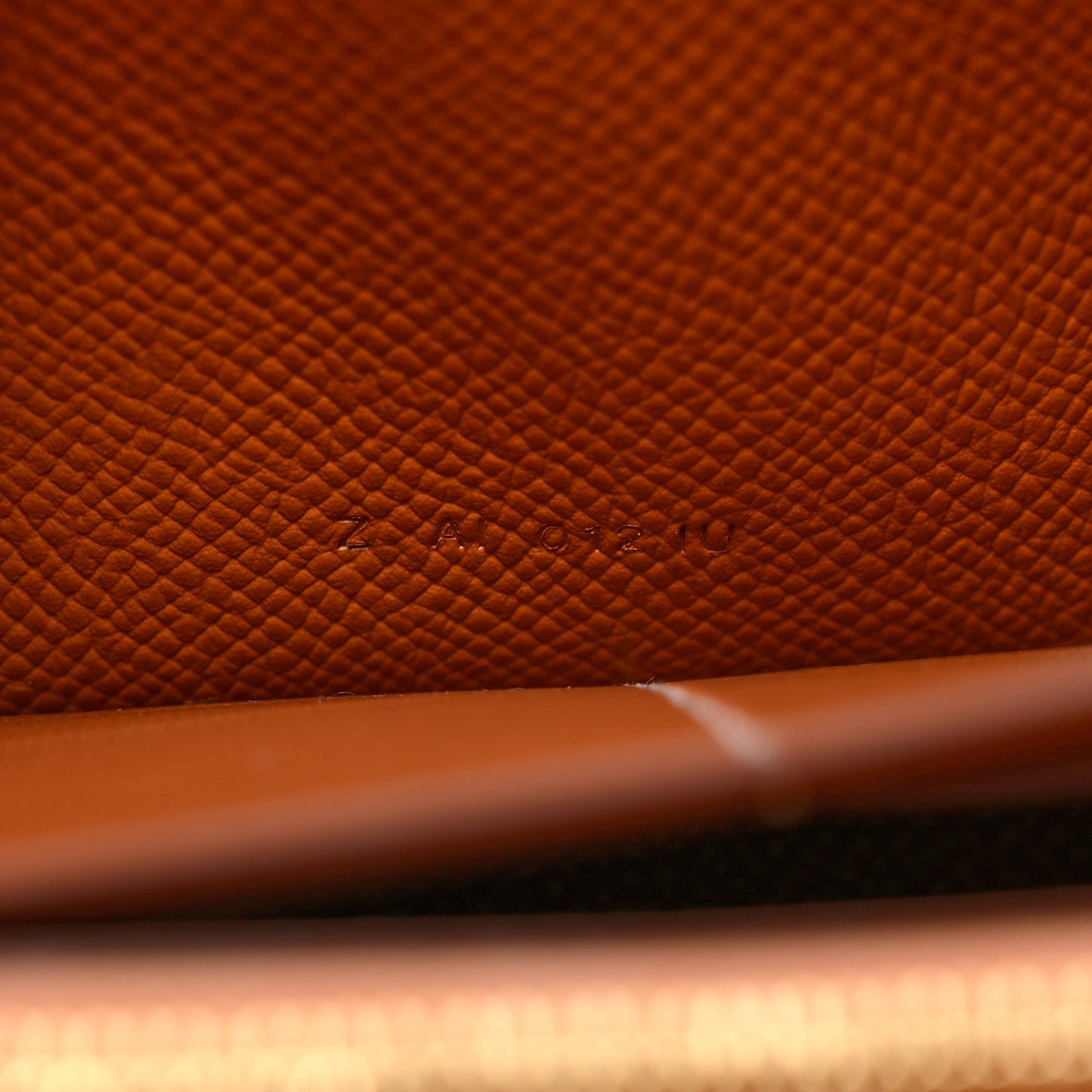 Epsom Kelly Longue Wallet Gold