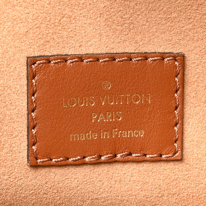 Louis Vuitton Mahina On My Side Arizona 6 of 9
