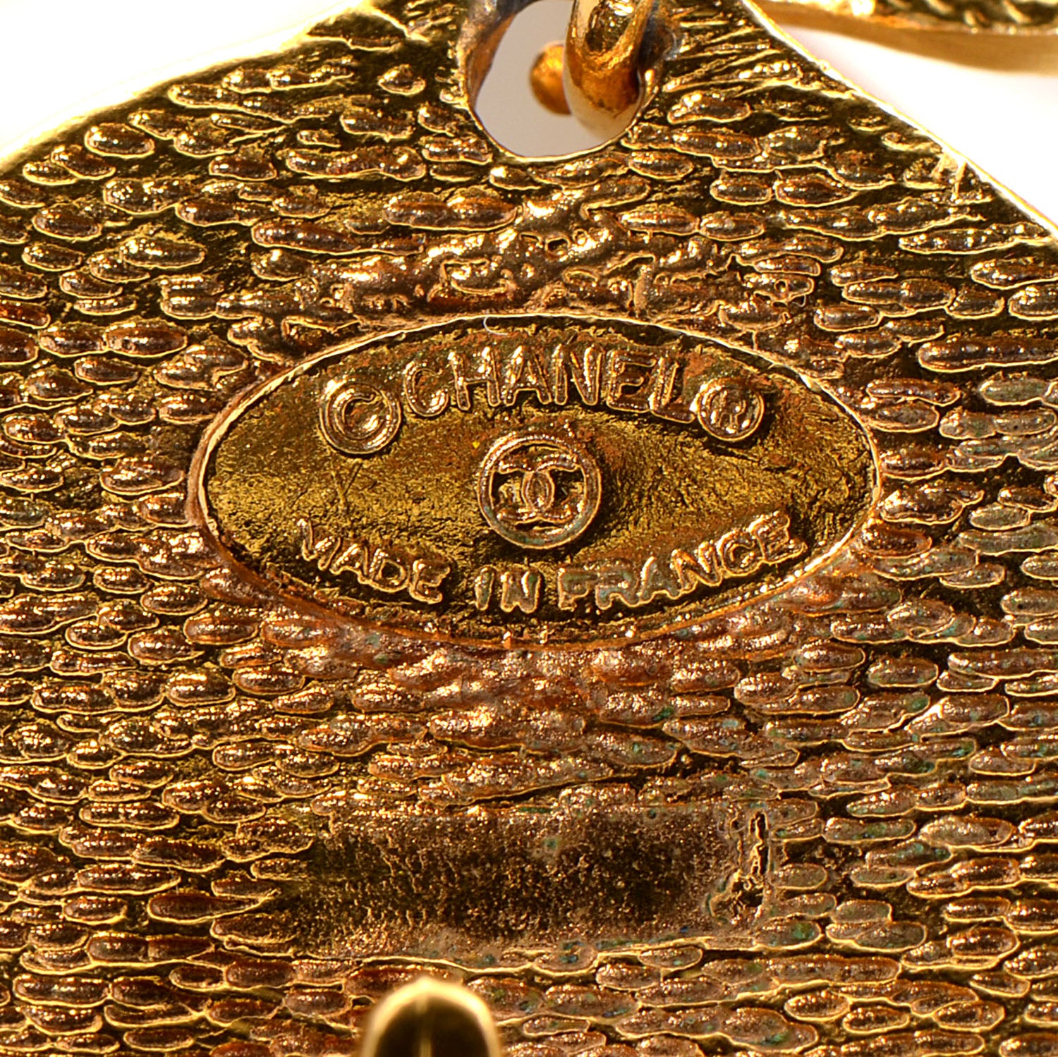 Chanel CC Crown Medallions Small Belt Gold 3 of 3