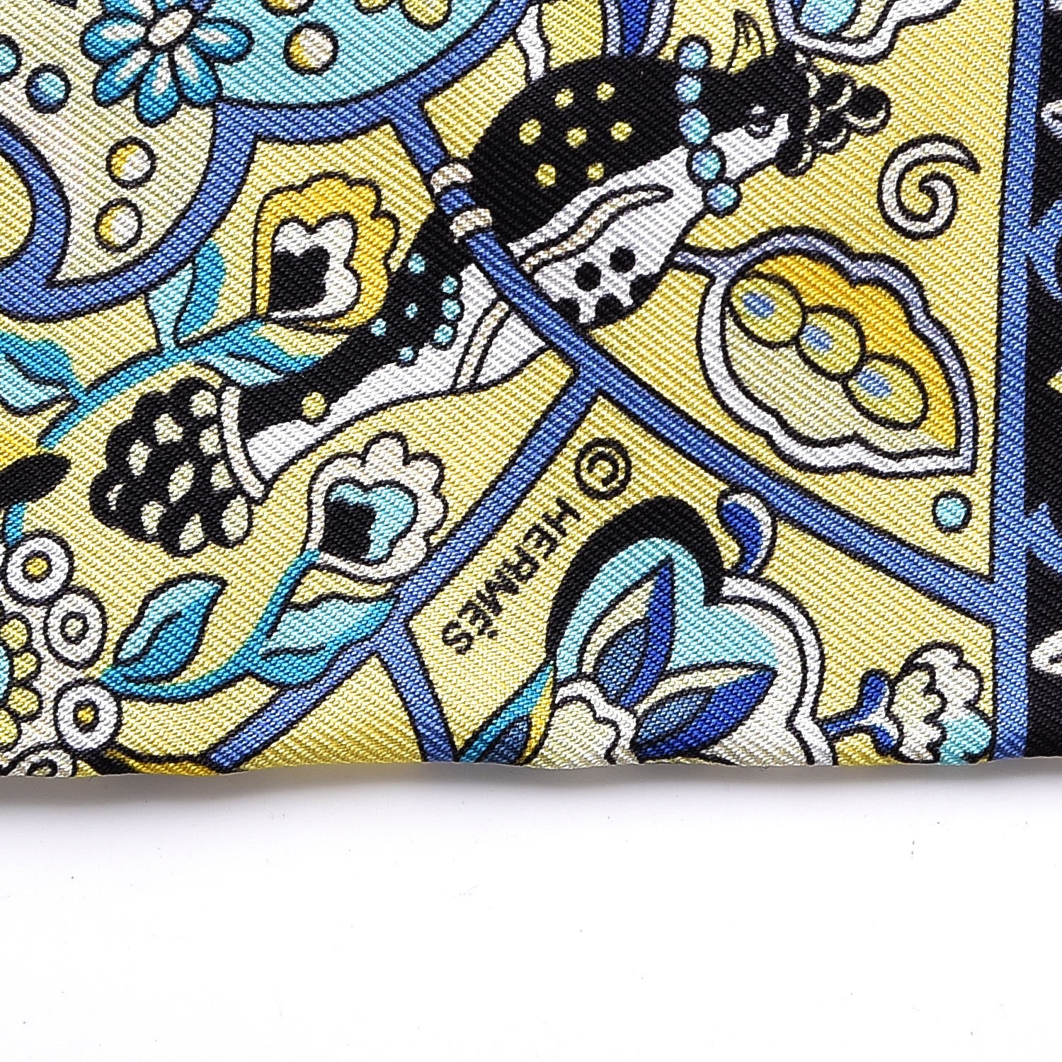 Hermes Silk Au Pays Des Oiseaux Fleurs Twilly 5 of 5