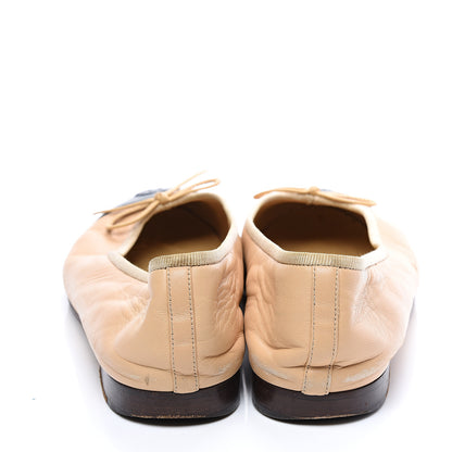 Chanel Lambskin Cap Toe CC Ballerina Flats 37.5 Beige Black 7 of 10