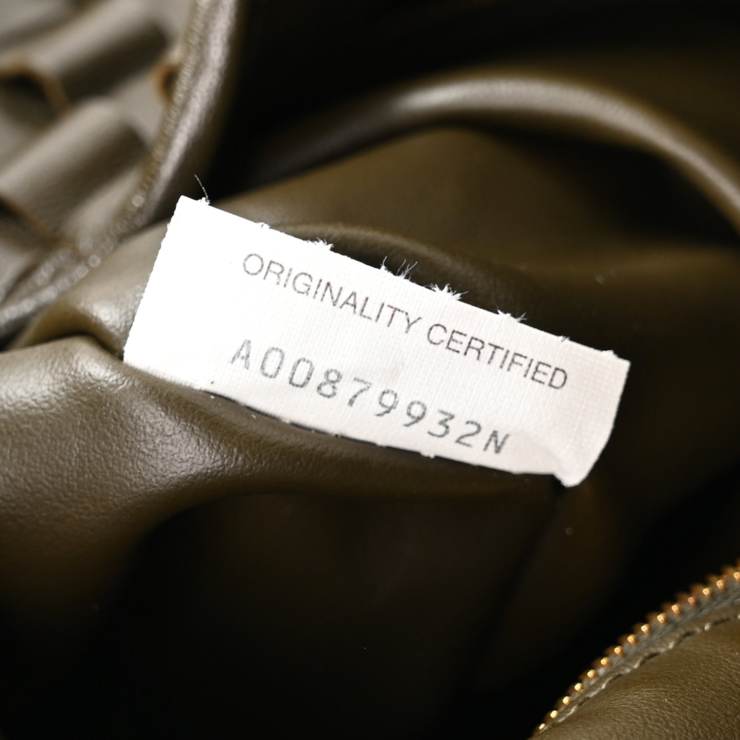 Calfskin Intrecciato Large Hop Kaki