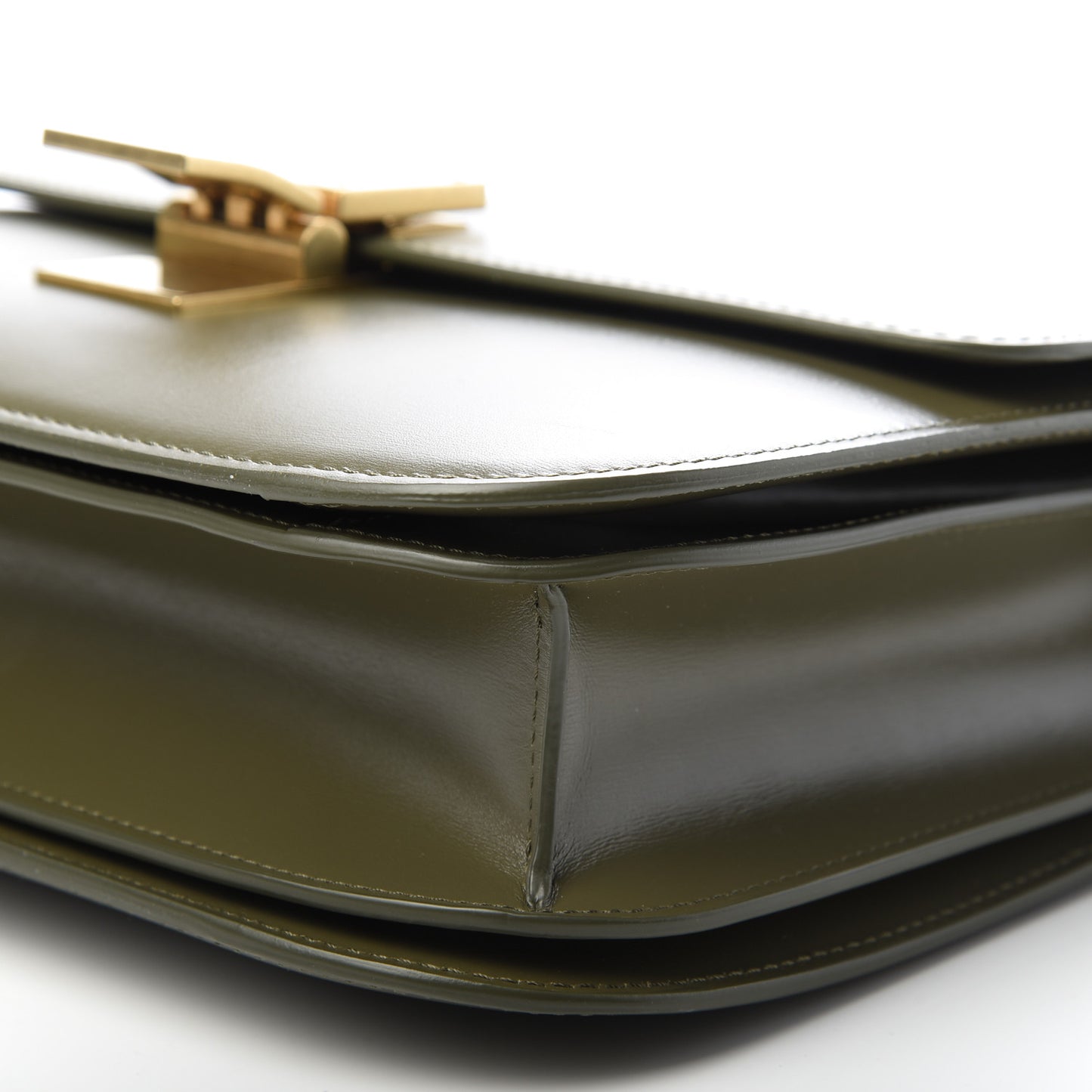 Box Calfskin Classic Box Medium Flap Bag Army Green