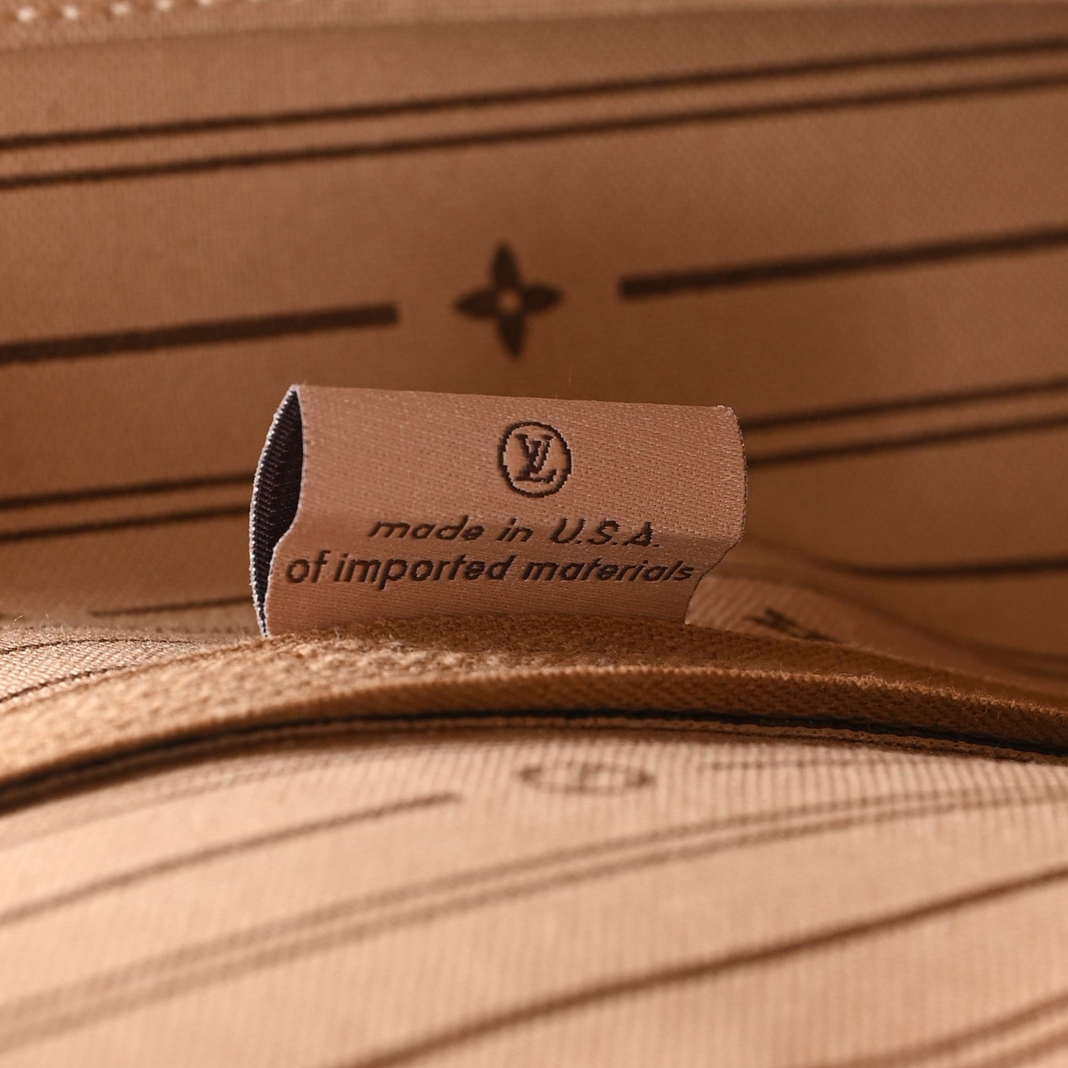 Louis Vuitton Monogram Neverfull MM 7 of 11