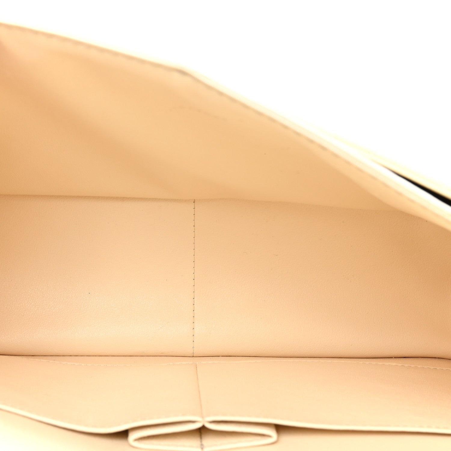 Chanel Distressed Patent Quilted 2.55 Reissue 226 Flap Ivory 5 of 14