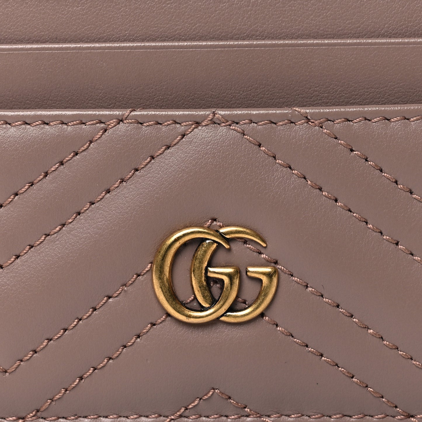 Calfskin Matelasse GG Marmont Card Holder Porcelain Rose