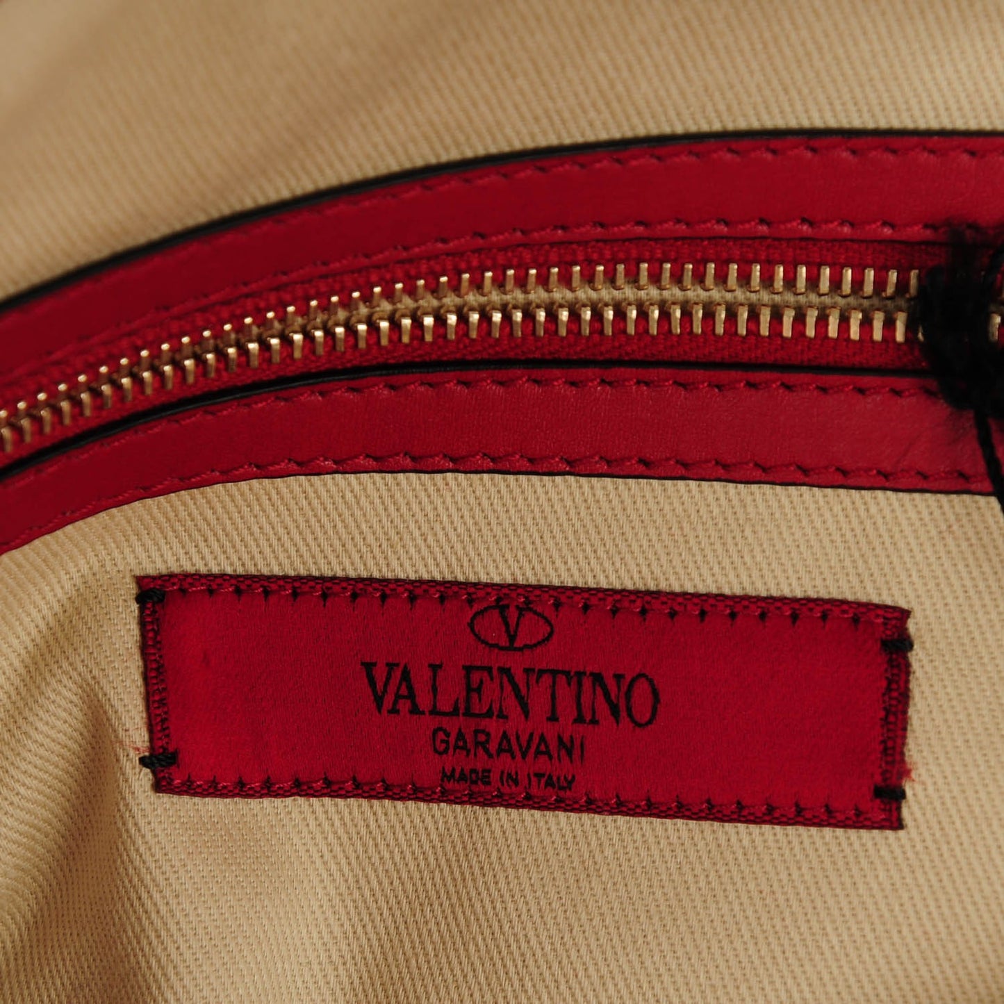 Vitello Rockstud Dome Satchel Red