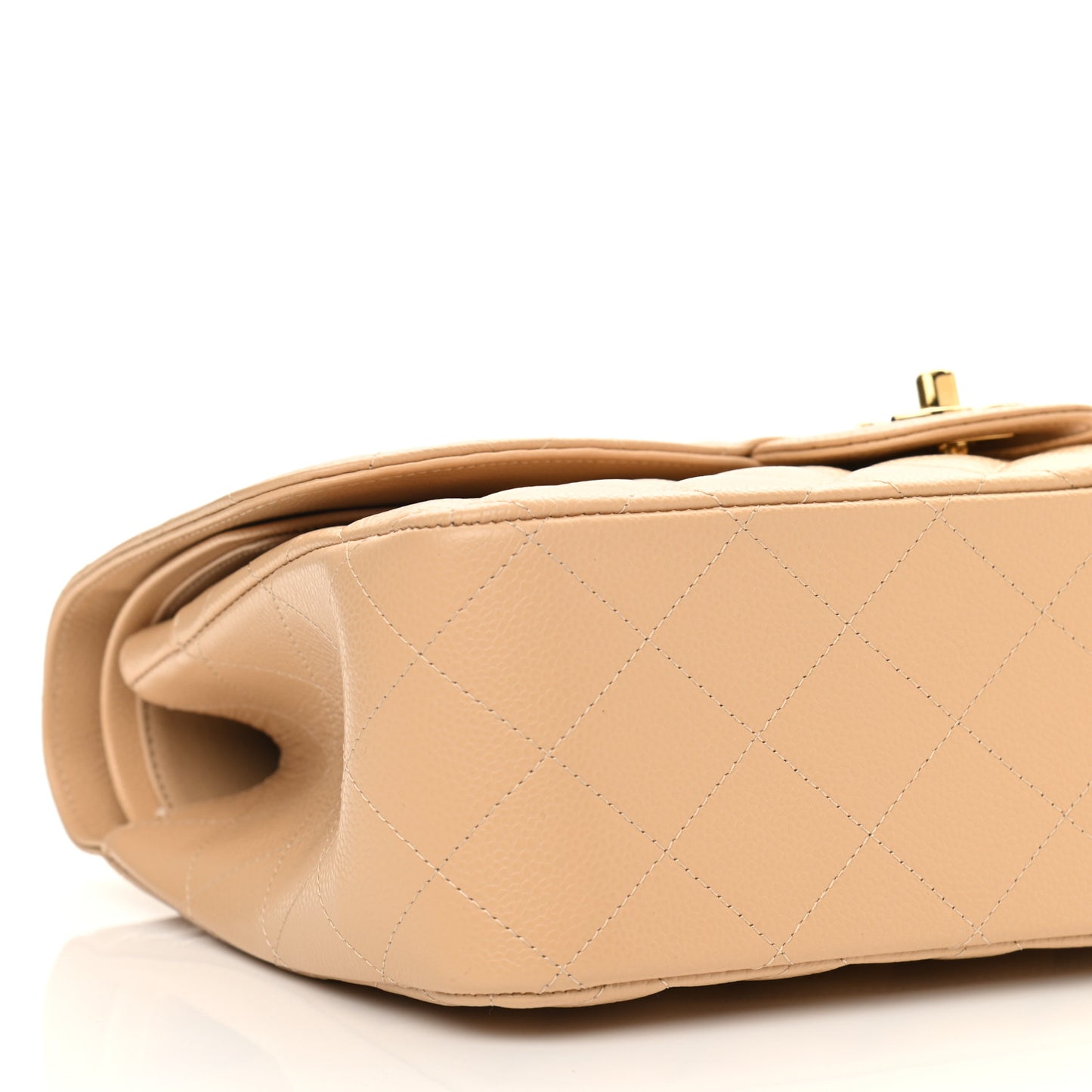 Caviar Quilted Jumbo Double Flap Beige Clair