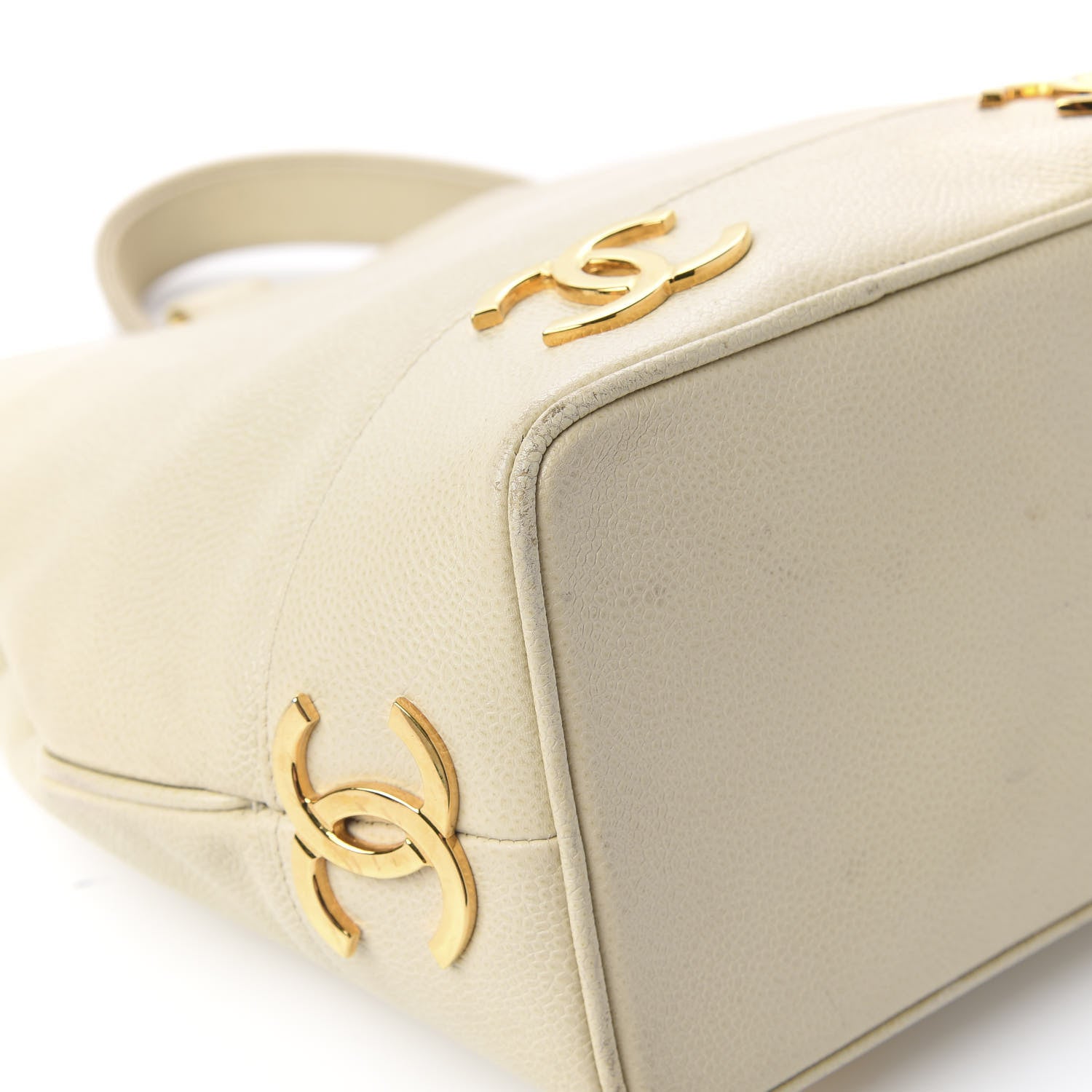 Chanel Caviar CC Bucket Shoulder Bag White 11 of 12