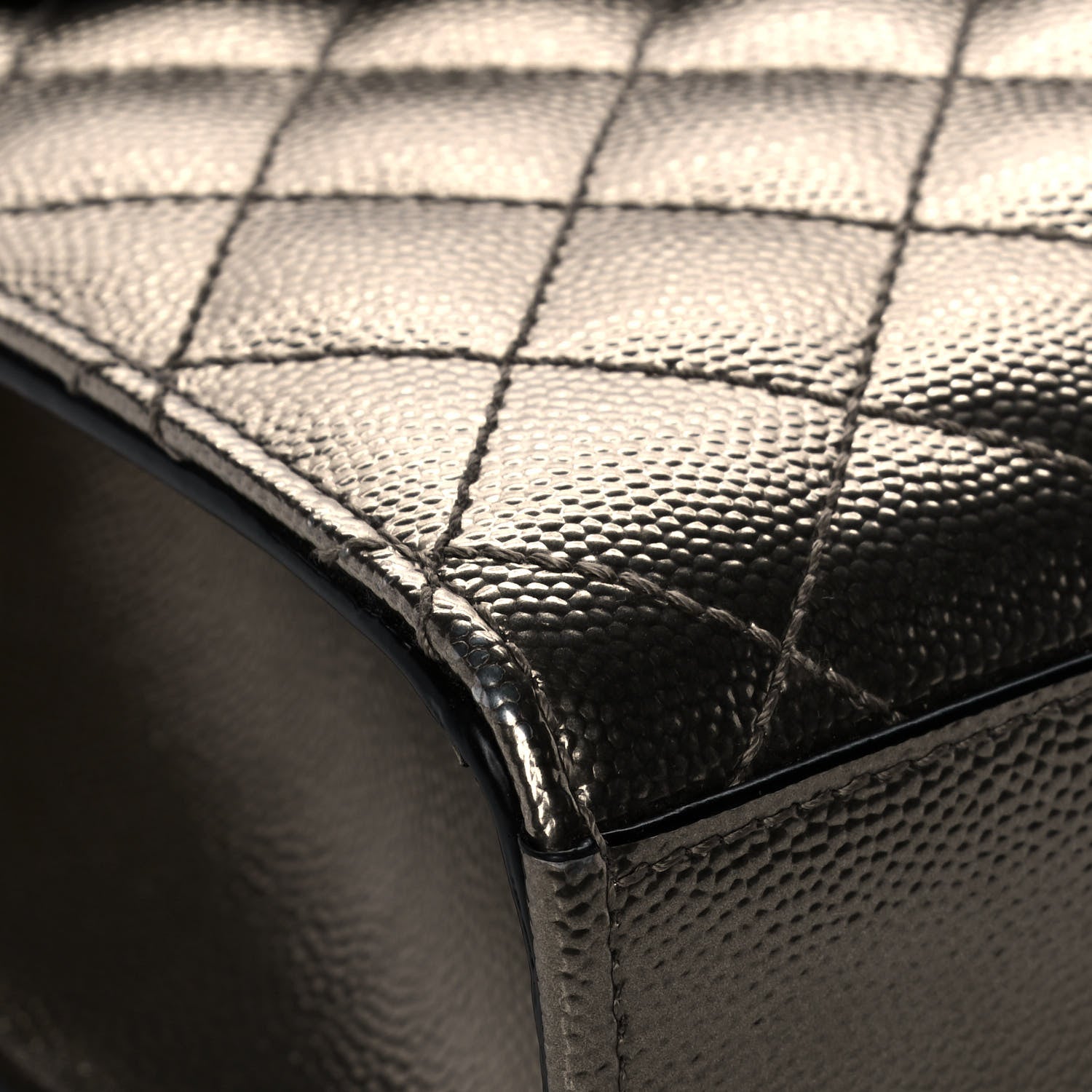 Saint Laurent Metallic Grain De Poudre Textured Mixed Matelasse Triquilt Medium Monogram Satchel Piombo 7 of 13