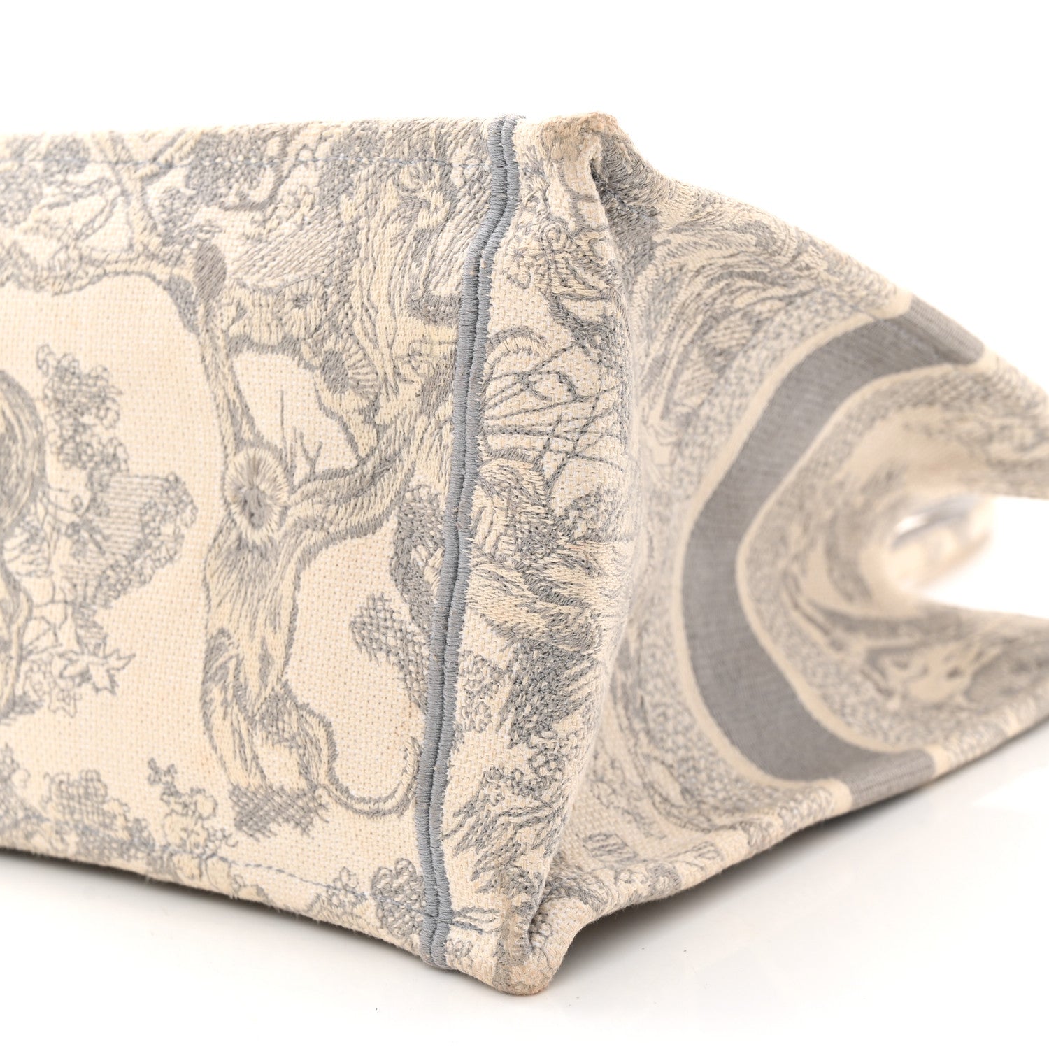 Christian Dior Canvas Embroidered Medium Dioriviera Toile De Jouy Book Tote Gray 10 of 18