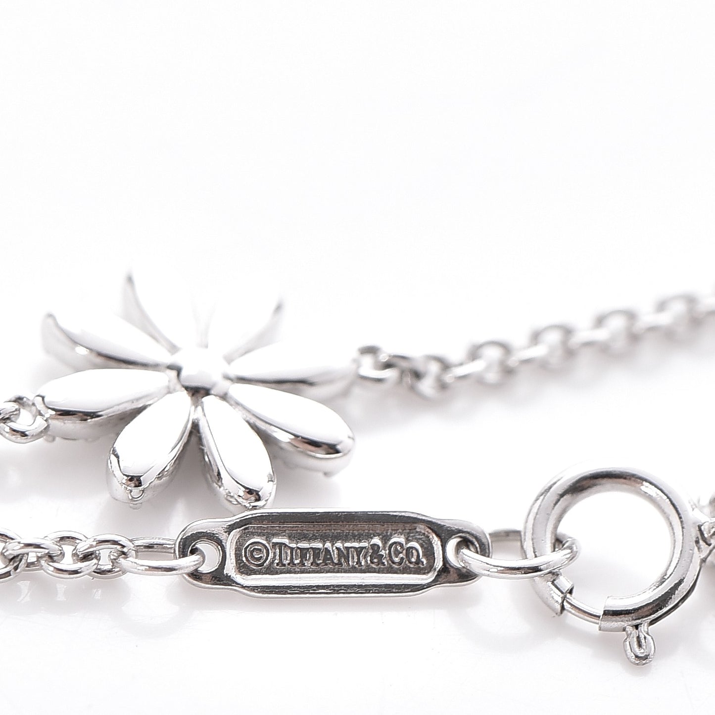18K White Gold Diamond Enchant Garden Flower Bracelet