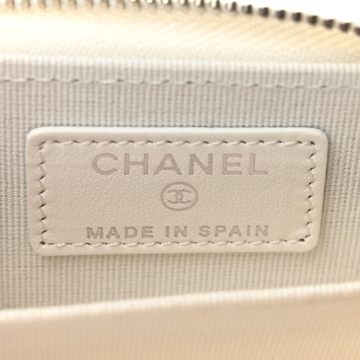 Chanel Caviar Quilted Zip Around Coin Purse White 6 of 8