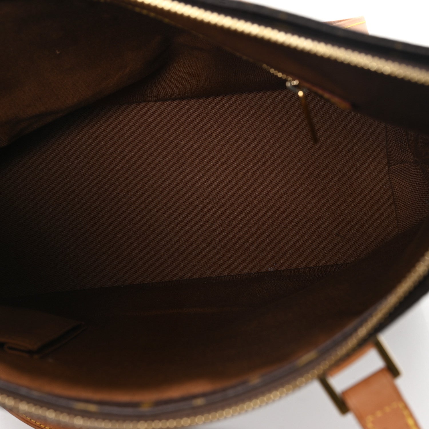 Louis Vuitton Monogram Cabas Mezzo 4 of 8