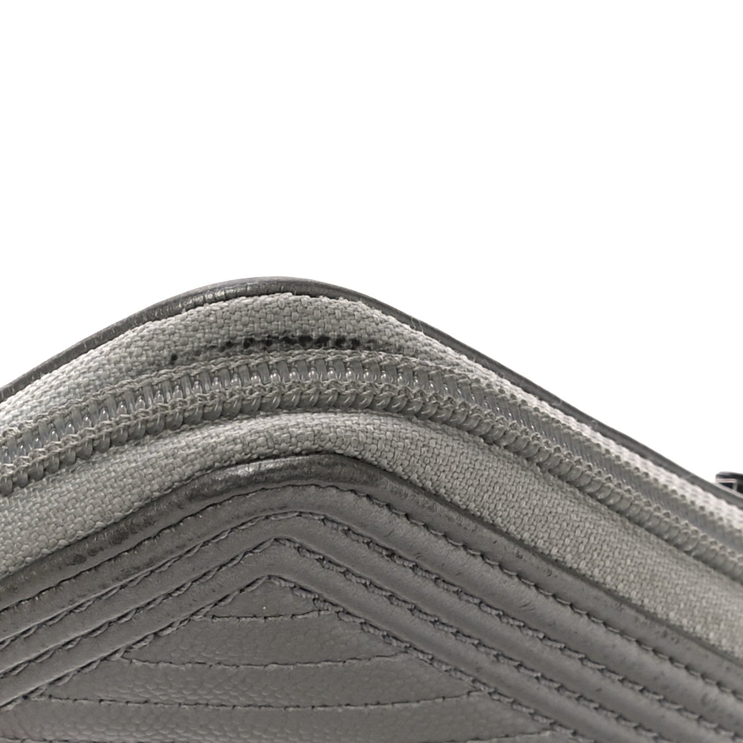 Chanel Metallic Caviar Chevron Quilted Boy Small Zip Around Wallet Silver 16 of 17