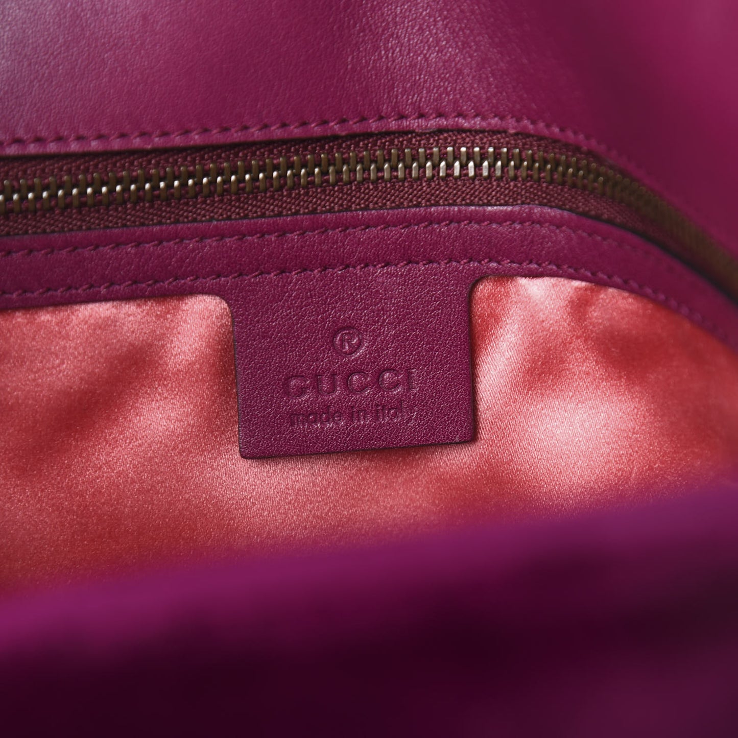 Velvet Matelasse Medium GG Marmont Shoulder Bag Fuchsia Violet Cyclamen