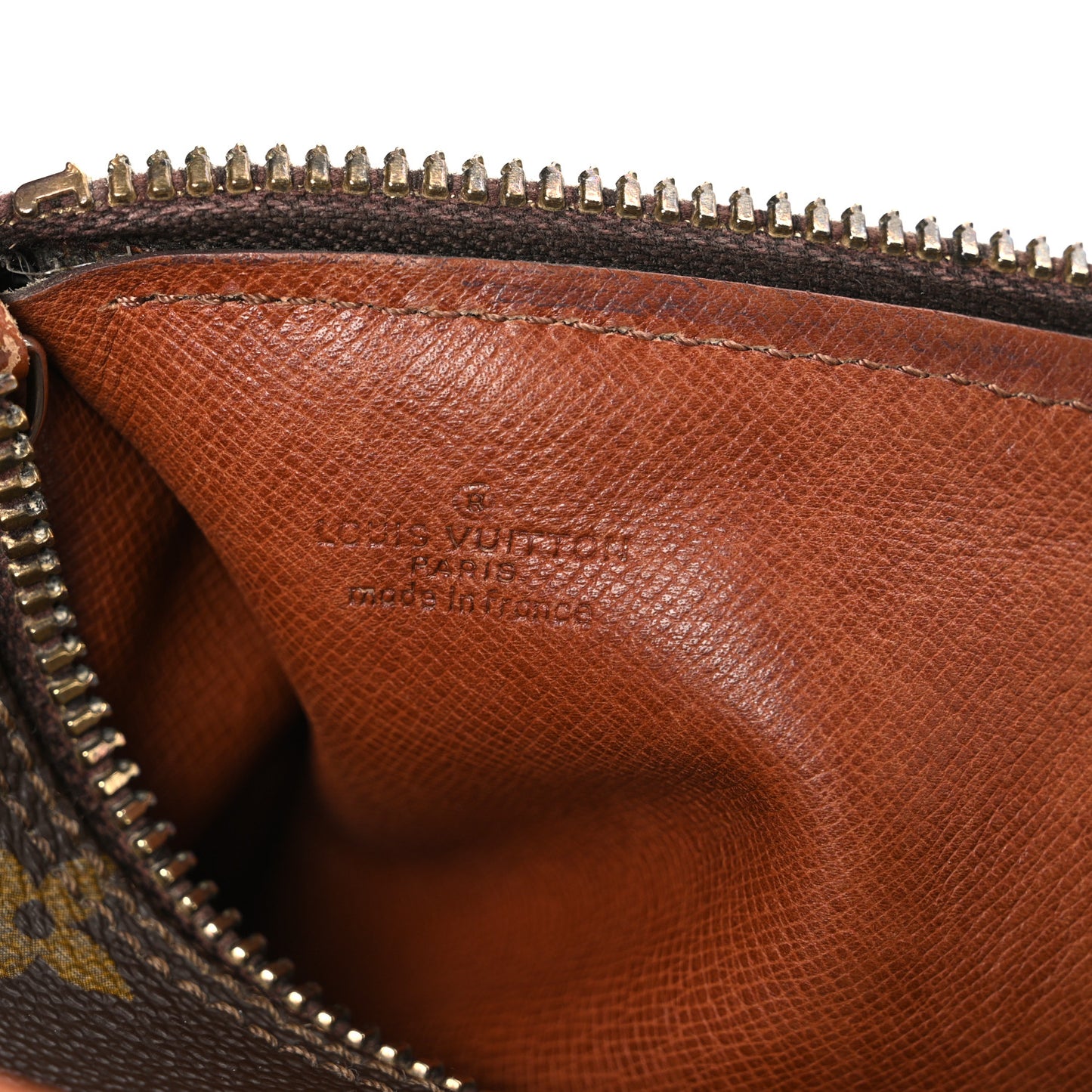 Monogram Papillon 26