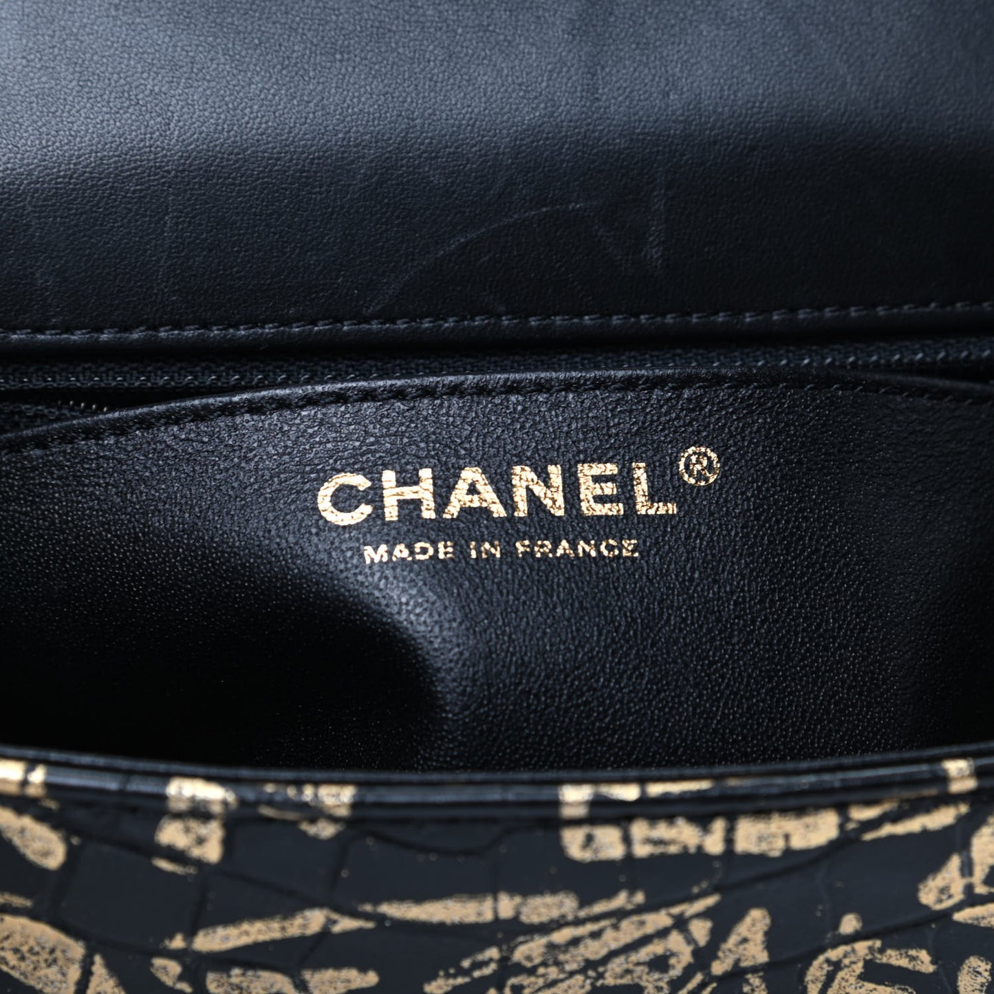 Calfskin Crocodile Embossed Graffiti 2.55 Mini Cocodile Reissue Flap Black Gold
