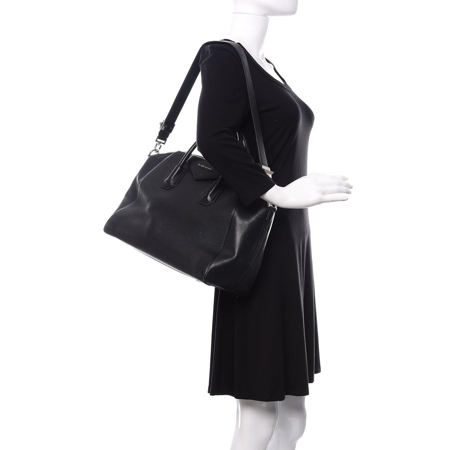 Sugar Goatskin Medium Antigona Black