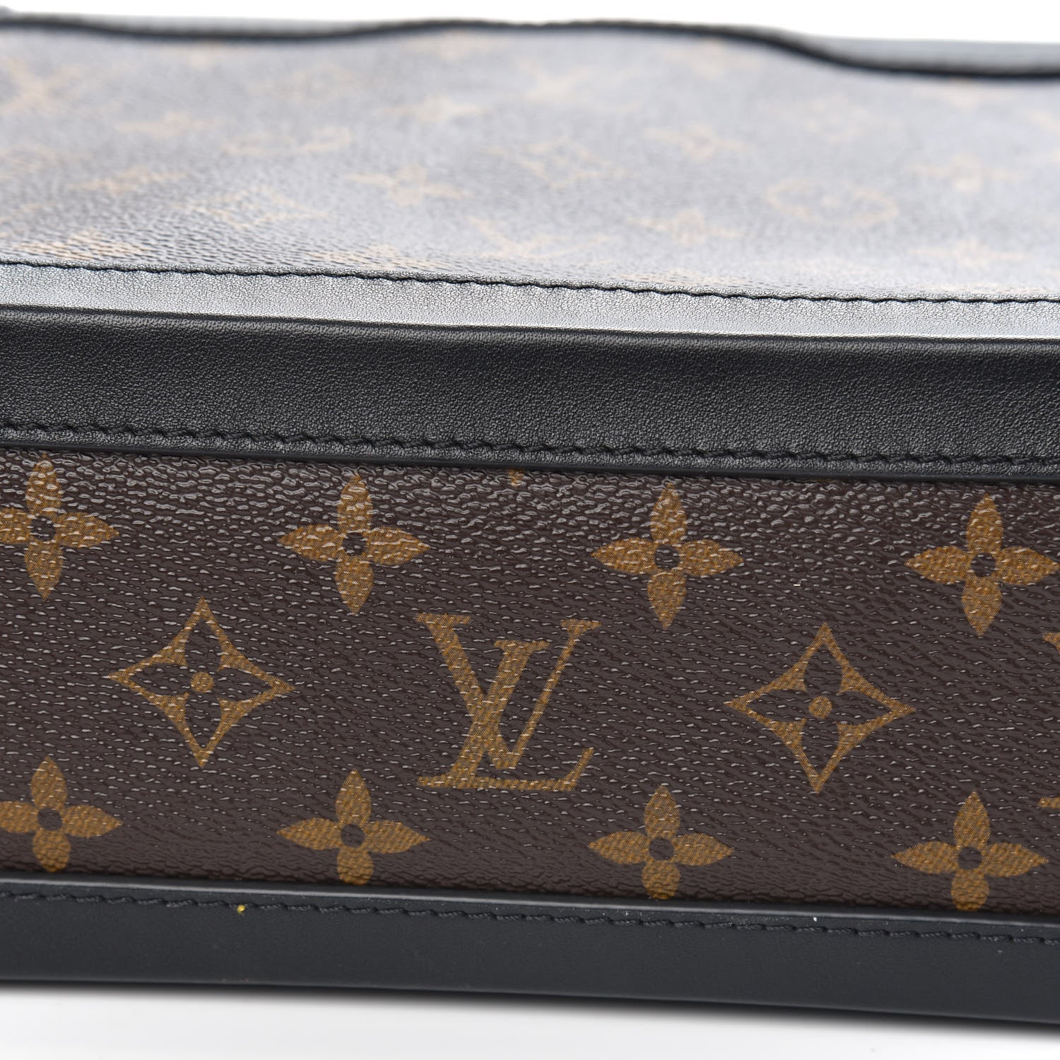 Louis Vuitton Monogram Solar Ray Soft Trunk 8 of 10