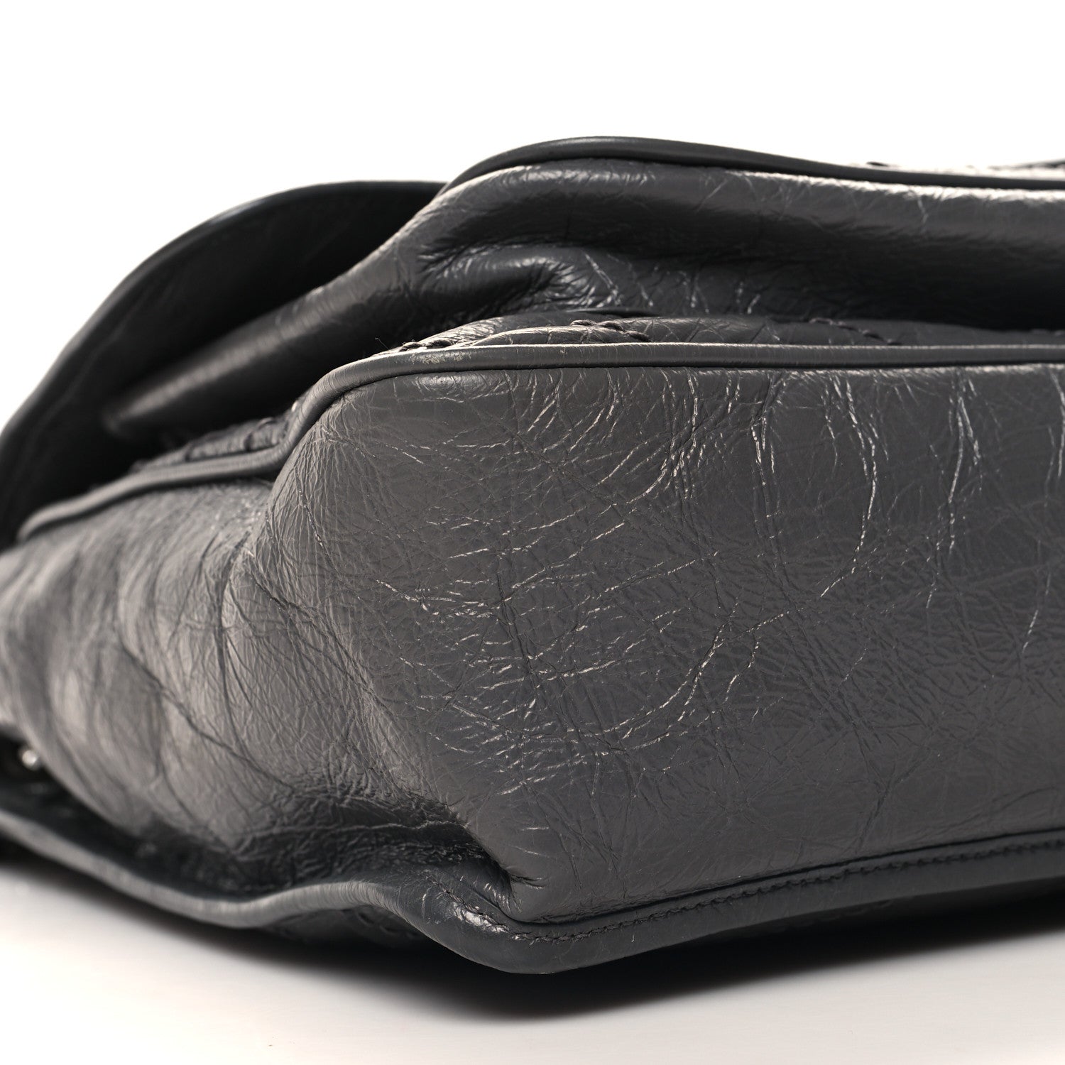 Saint Laurent Crinkled Calfskin Matelasse Monogram Large Niki Chain Satchel Storm 9 of 11