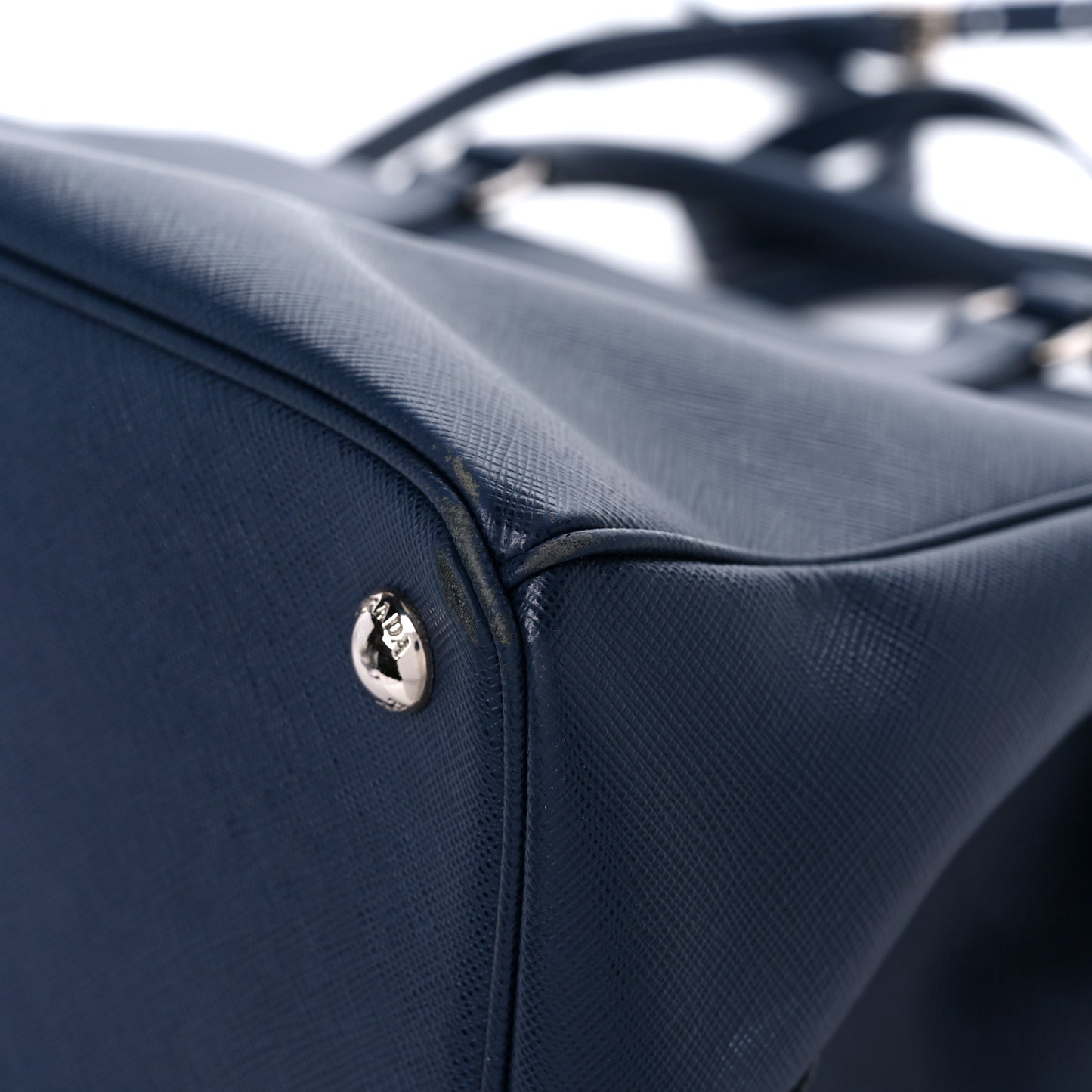 Saffiano Medium Galleria Double Zip Tote Baltico